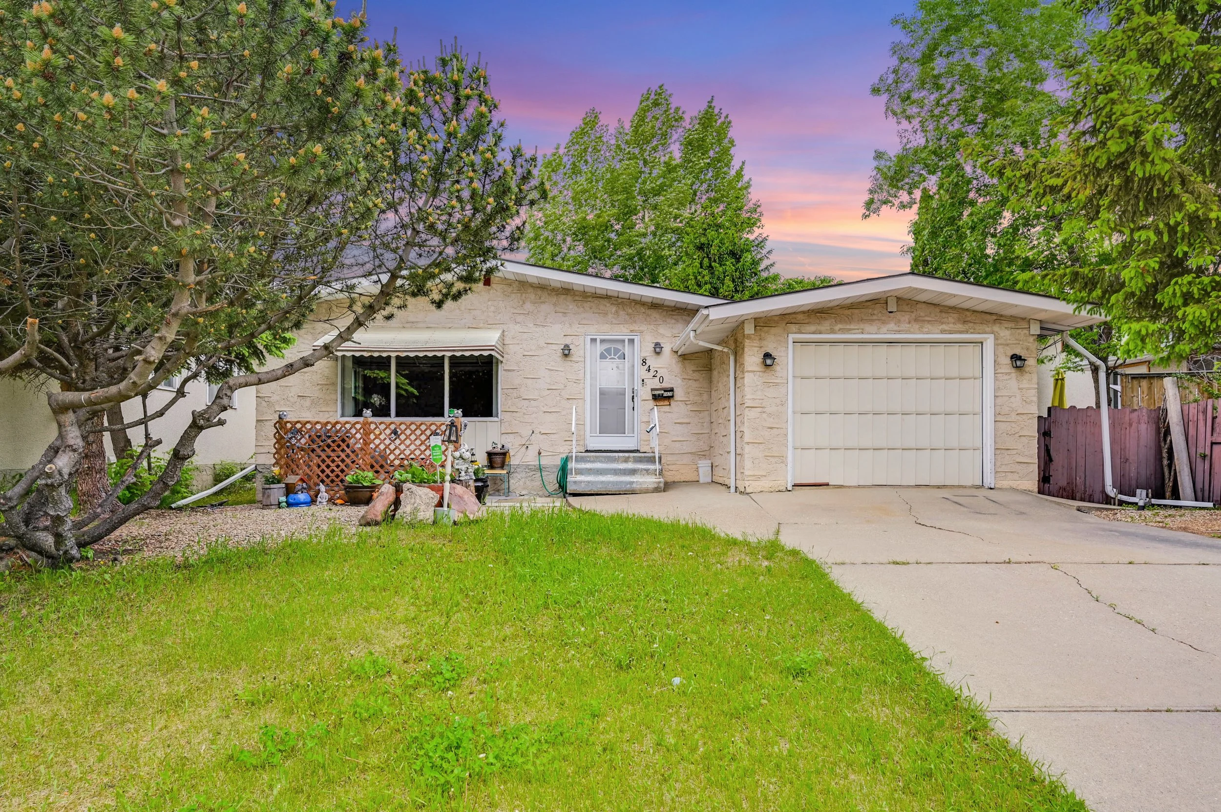 Thorncliffe $399,900