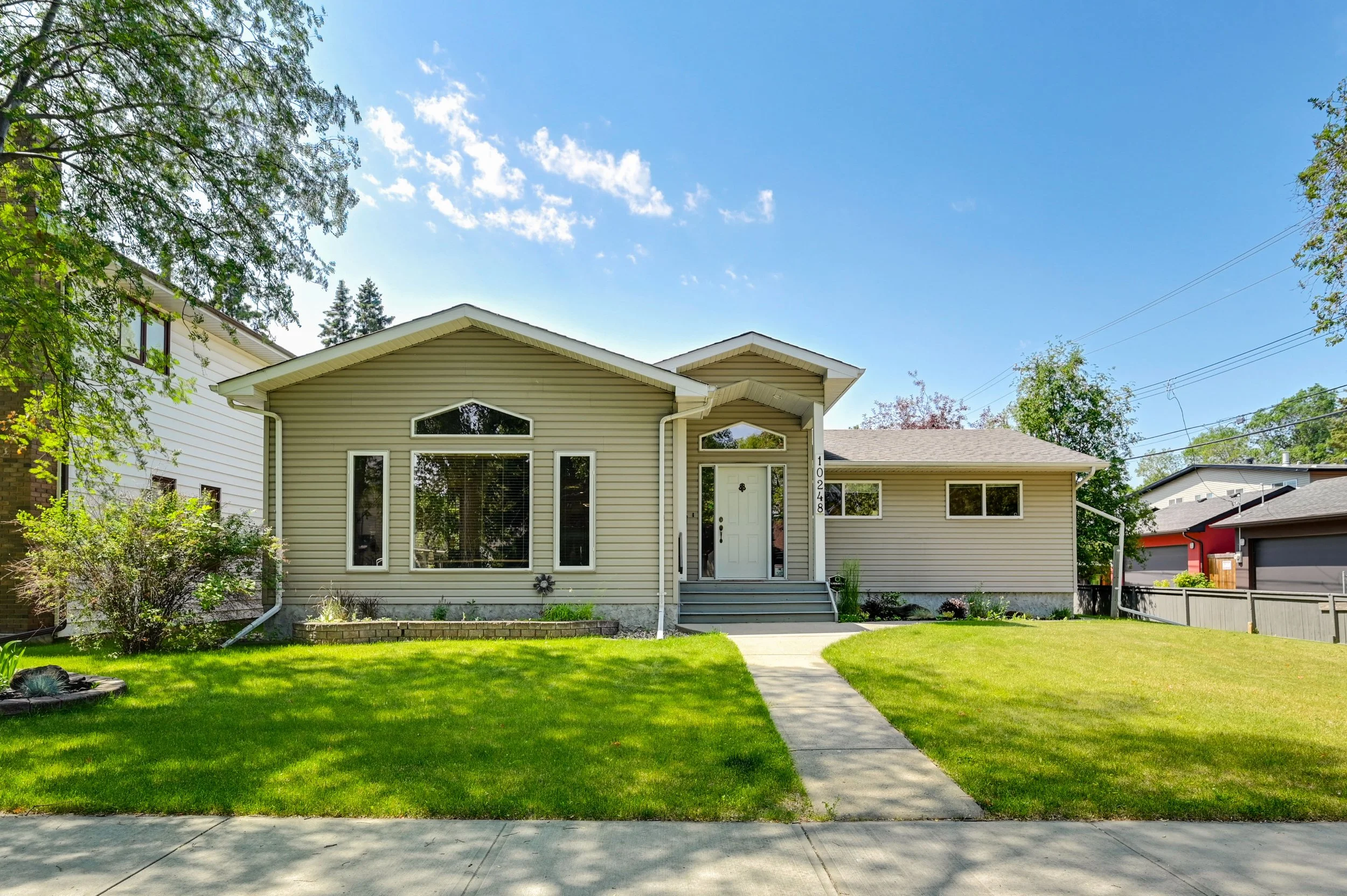 Grovenor $719,900