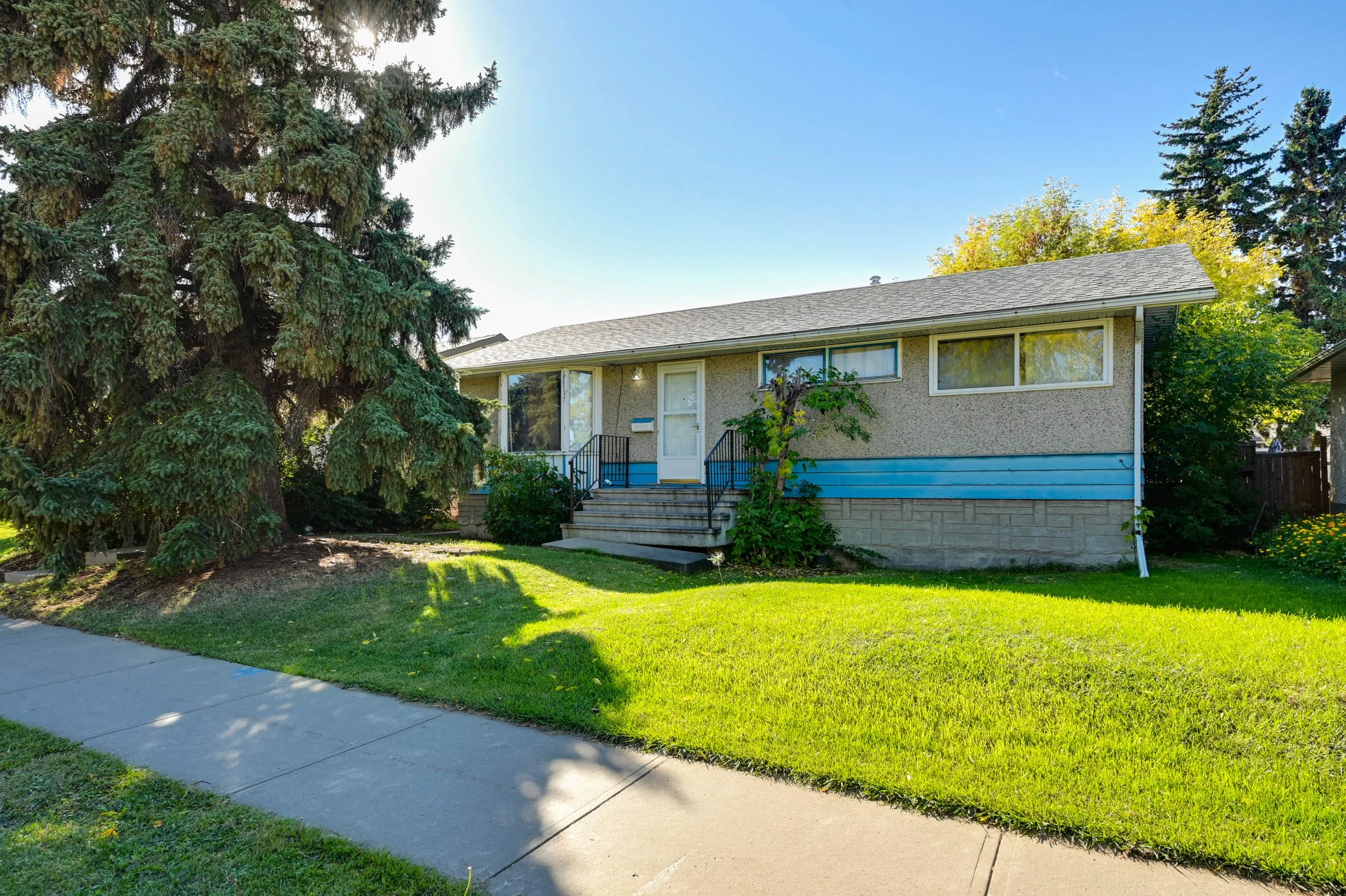 Brittania Youngstown $325,000