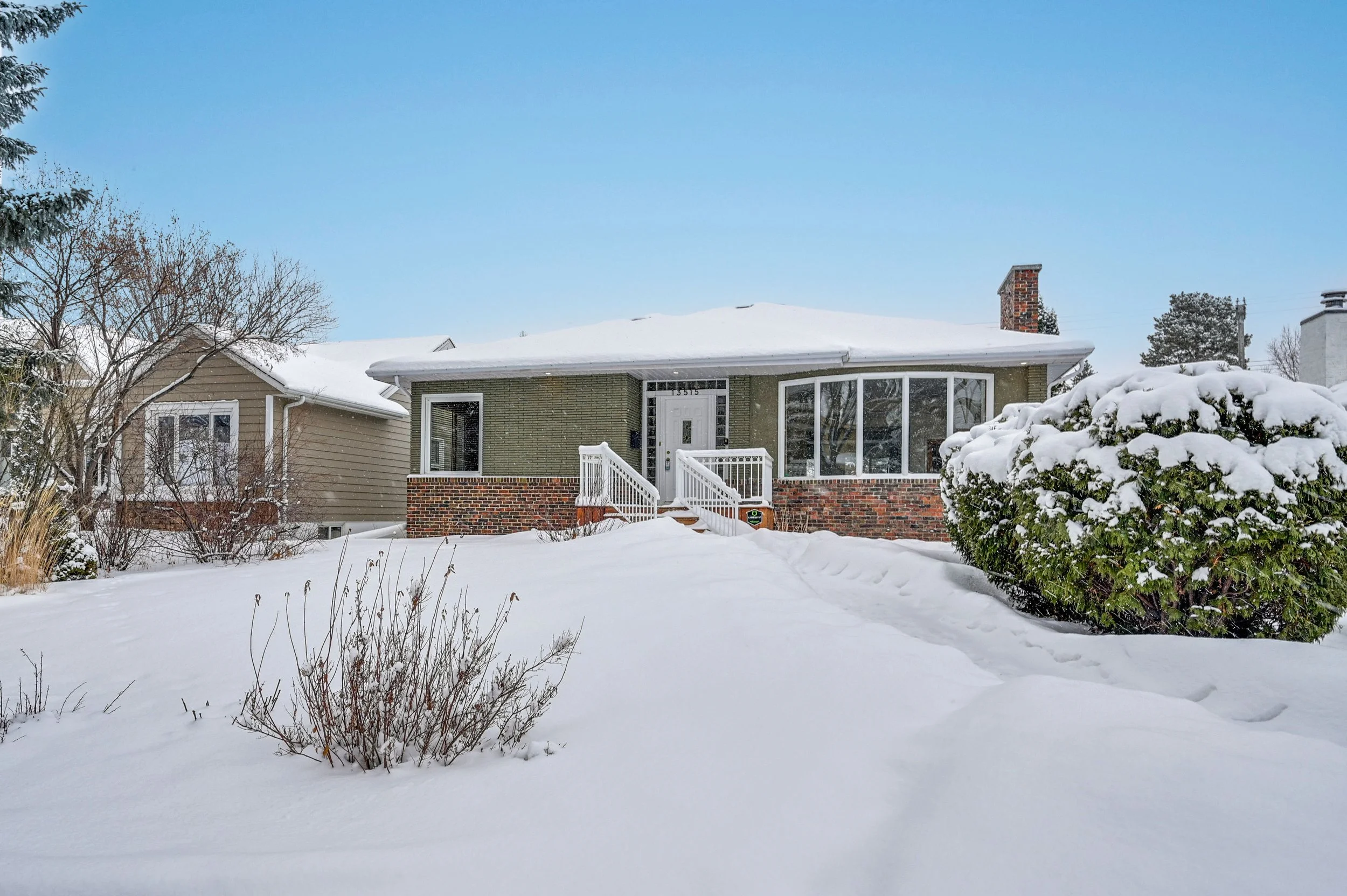 Glenora $998,800