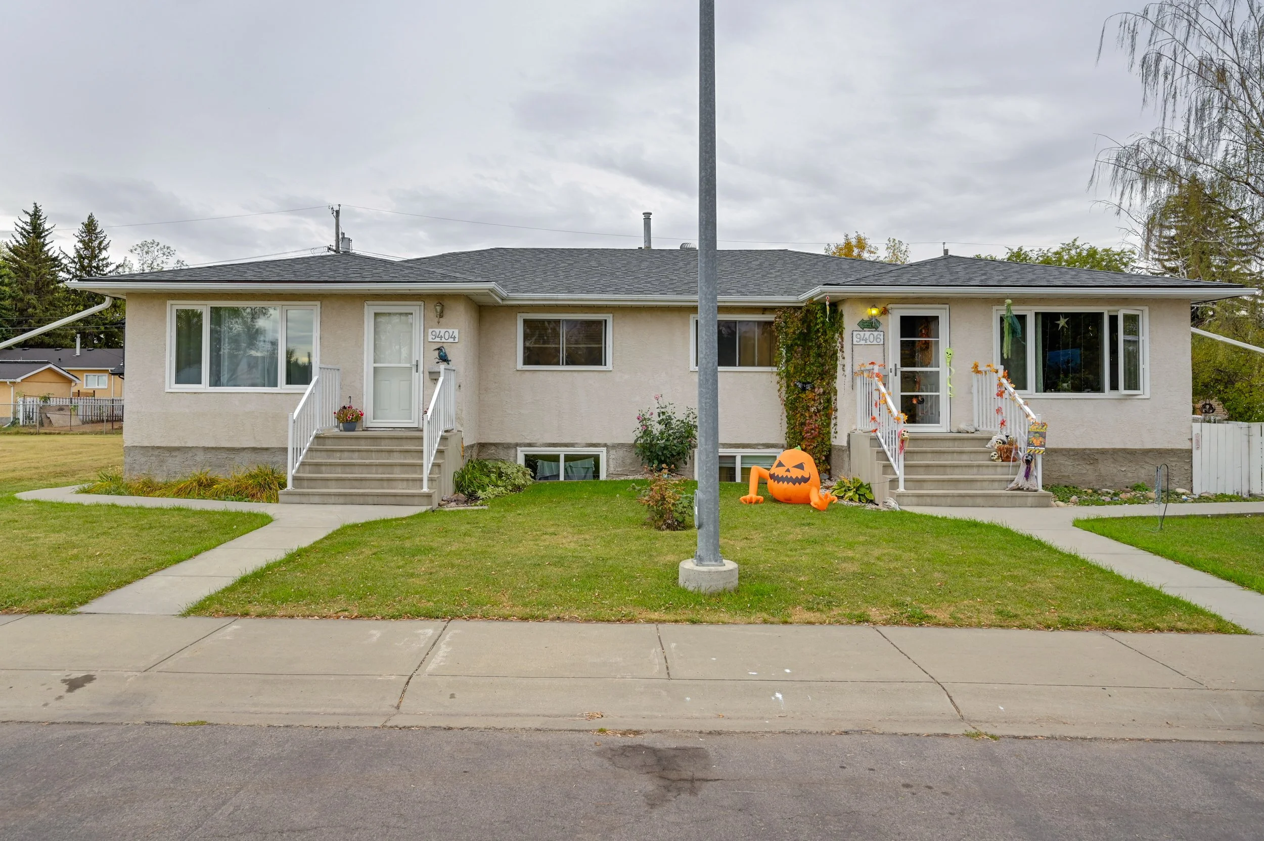 Holyrood $799,000