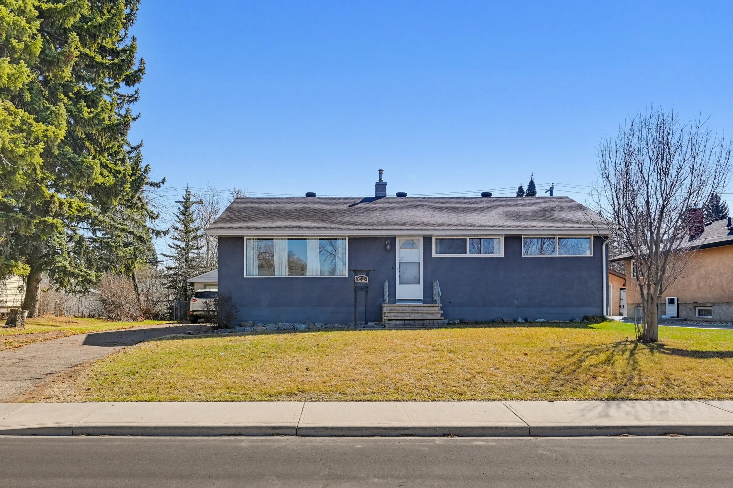Laurier Heights $474,900