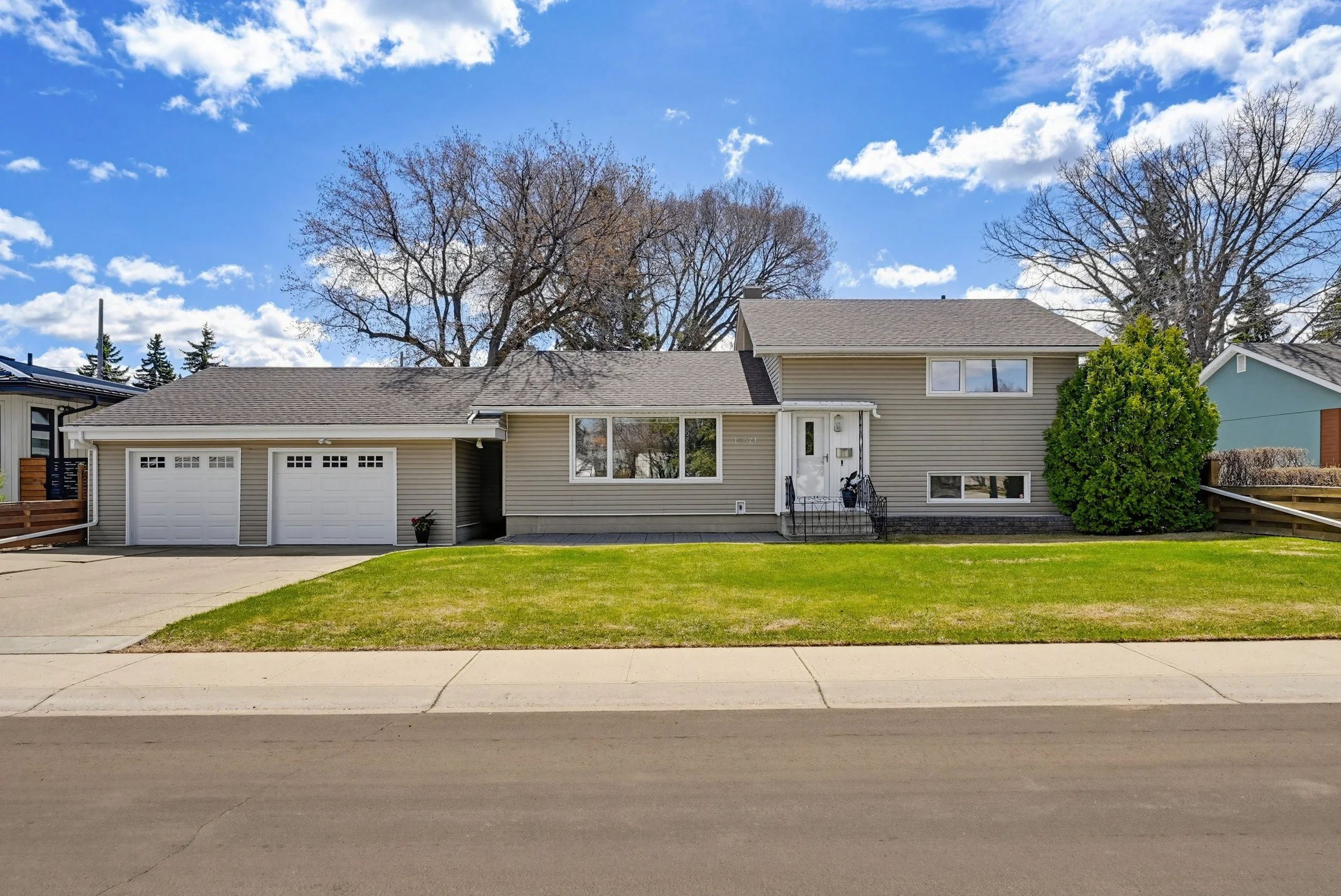 Laurier Heights $745,000