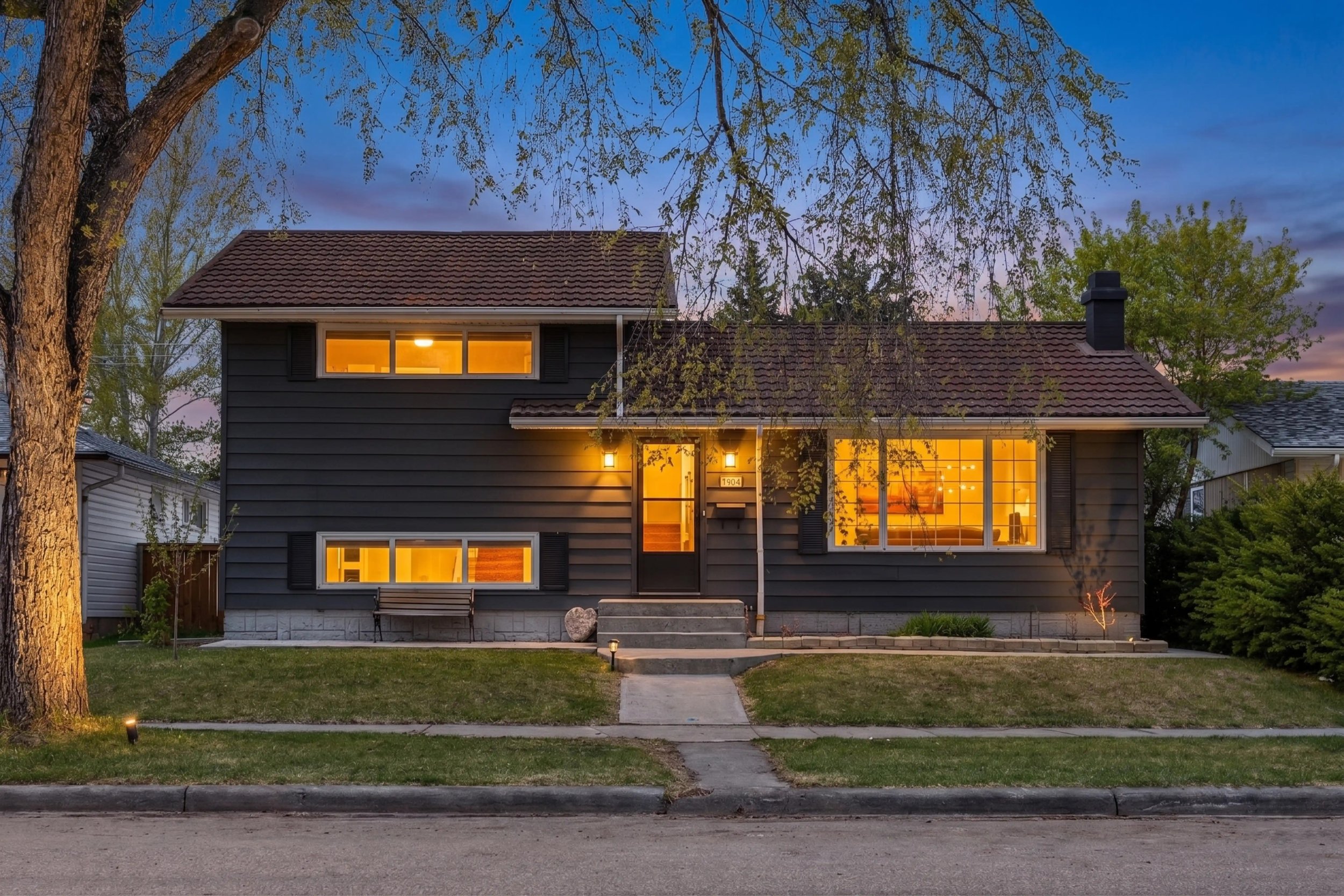 West Meadowlark Park $459,900