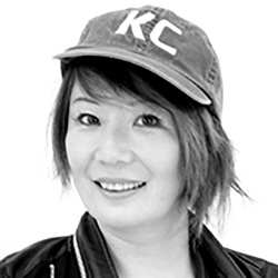 profileyuko-bw.png