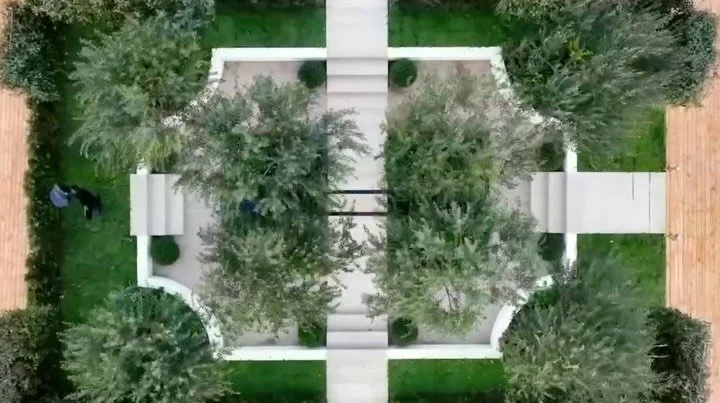 Looking back at the Secret Sanctuary Garden from the 2024 Suzhou Flower Show brings back such wonderful memories. Being awarded Best Show Garden was an incredible moment, but what stays with me most is the collaborative journey that got us there.

Th