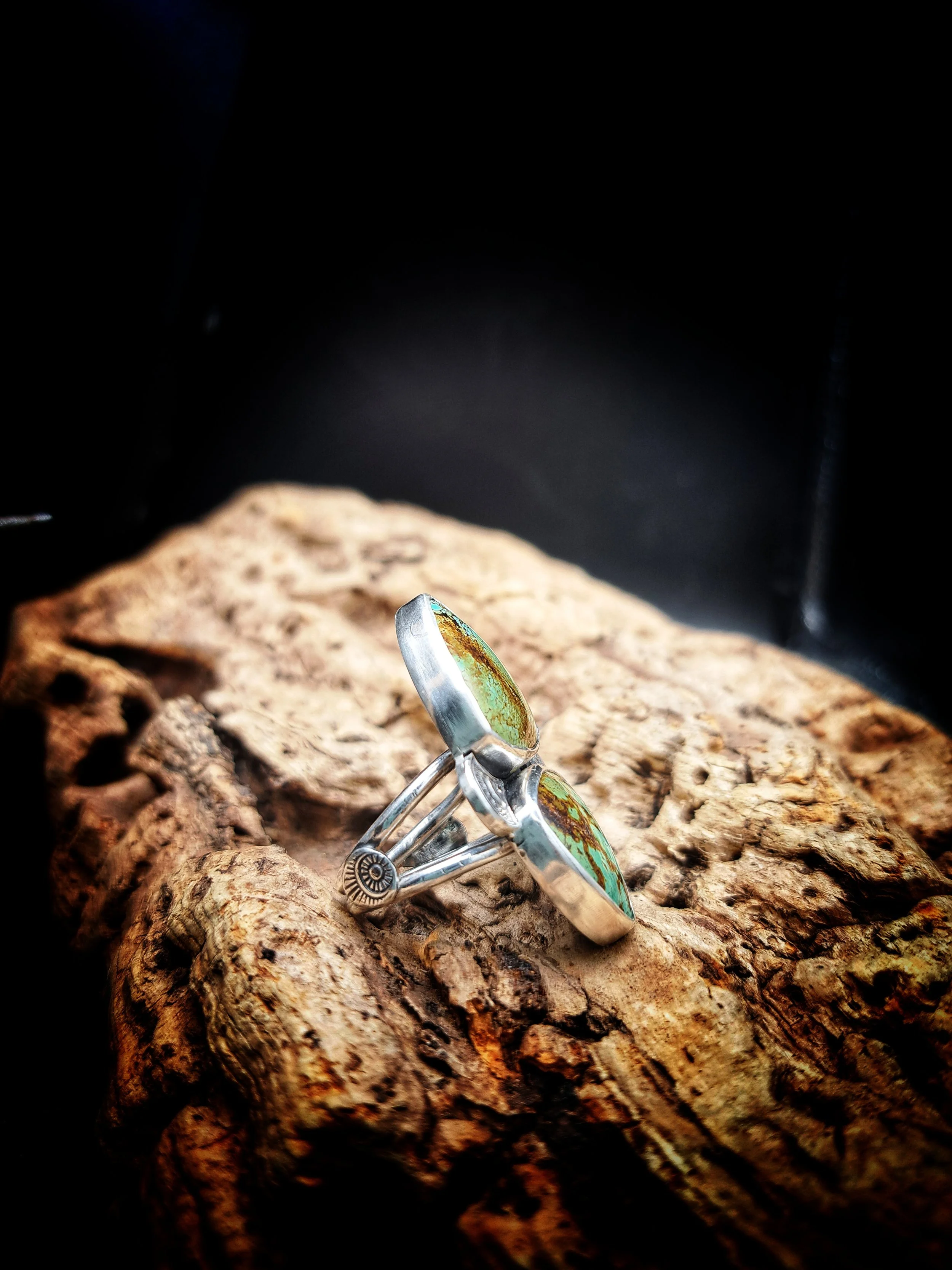 bague ouverture en argent 950 et turquoises tibétaines, bijou unique fait mains en france, bijoux artisanaux