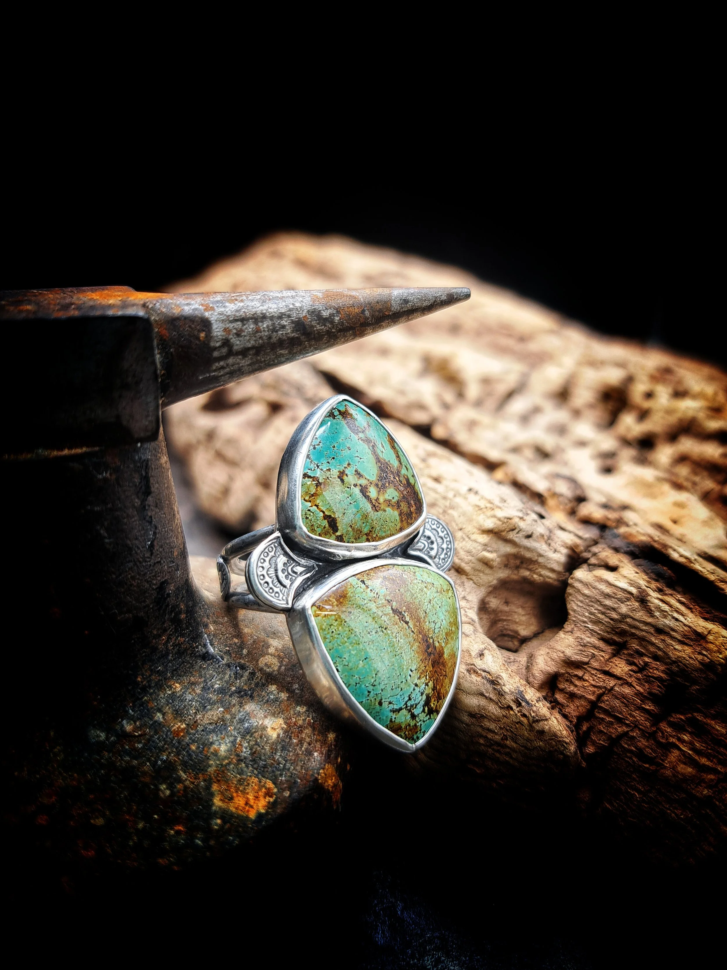 bague ouverture en argent 950 et turquoises tibétaines, bijou unique fait mains en france, bijoux artisanaux
