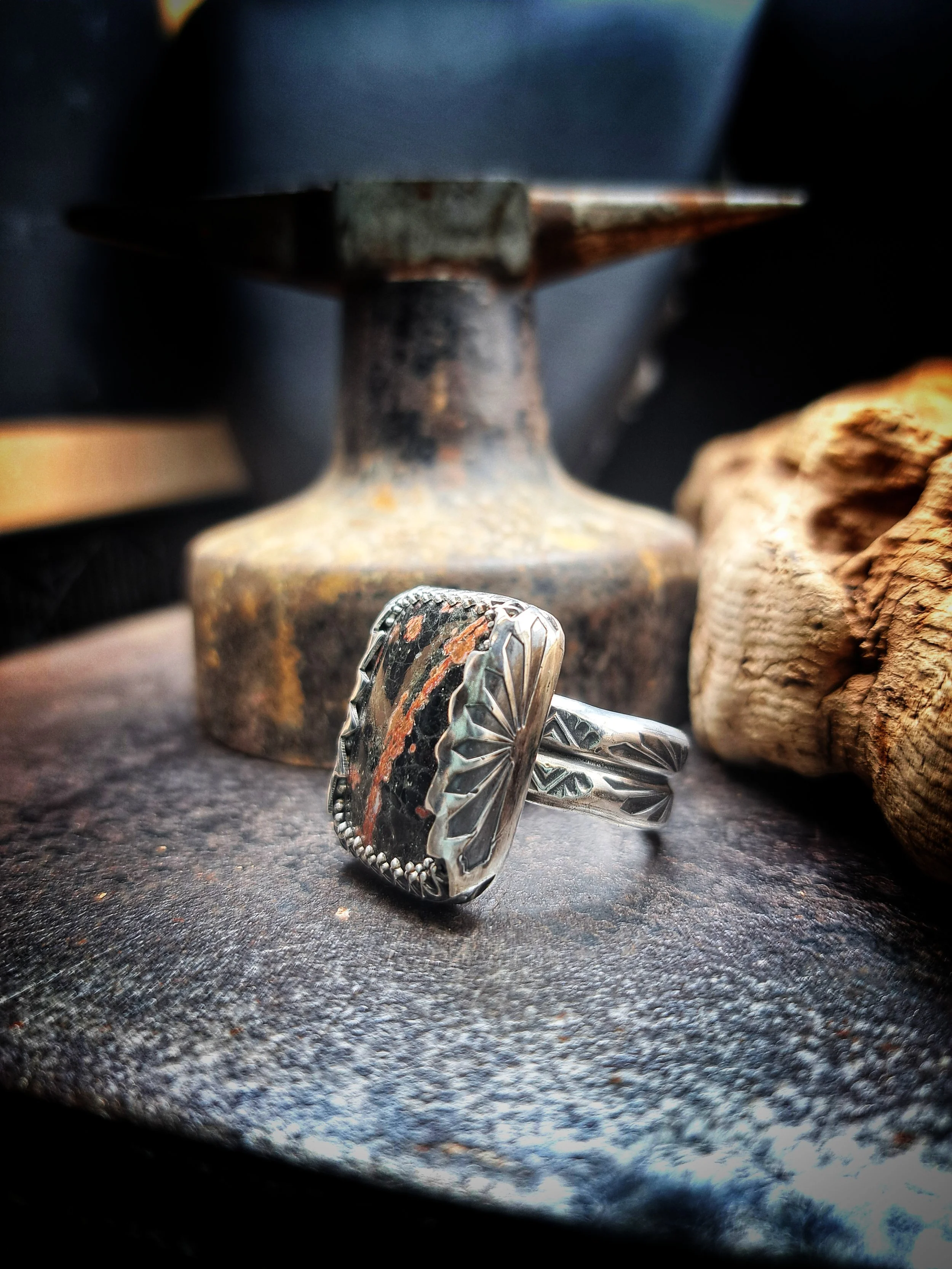 bague argent 950 obsidienne fleurie, bijou unique fait main en France, bijoux créateurs