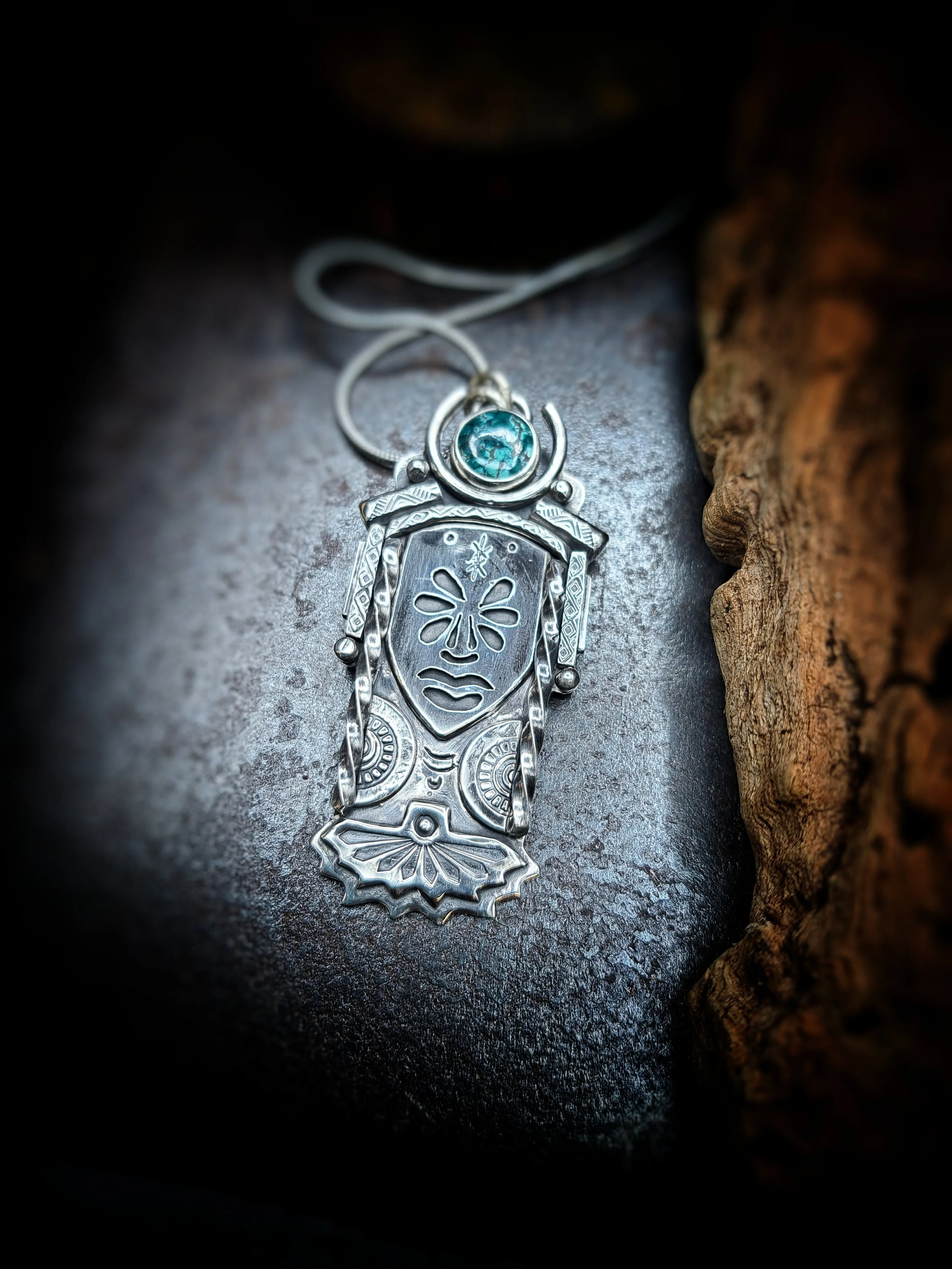 Talisman gardienne en argent et turquoise hubeï, bijou unique fait main en France, bijoux créateur