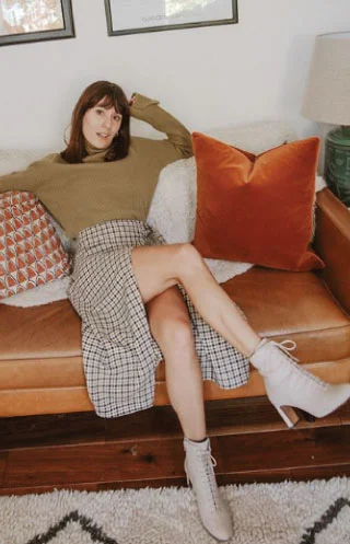 Lace up Victoriana boots seen on author @katherine-omerod