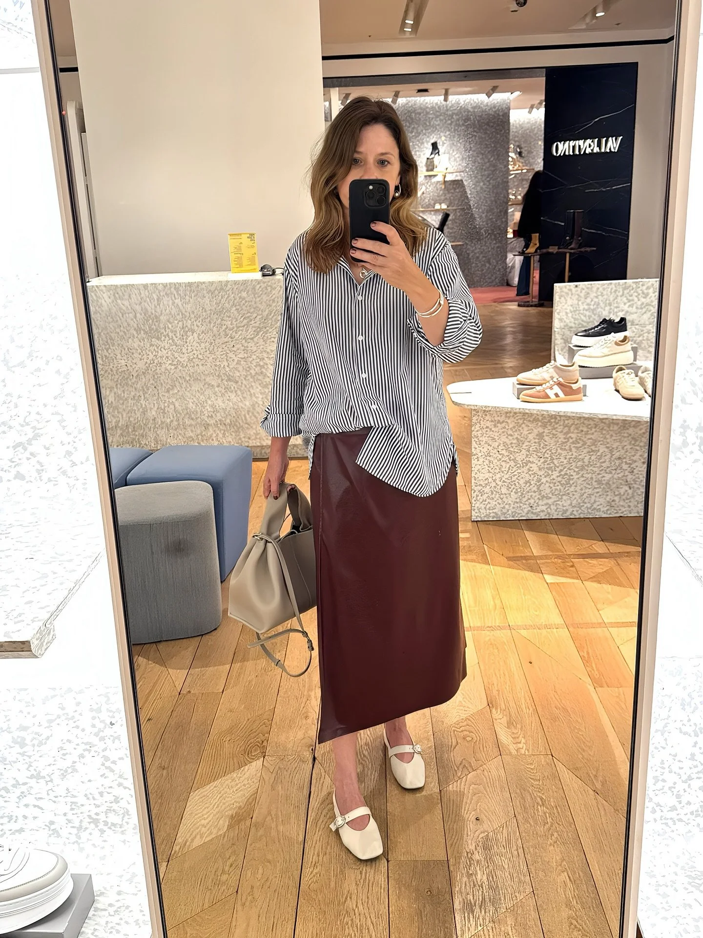 ✨After a week of online styling, it was great to get out for a personal shopping session. With a lovely regular styling client who has had a few work, life changes. 

Personal shopping to refresh a wardrobe isn&rsquo;t always about reinventing the wh