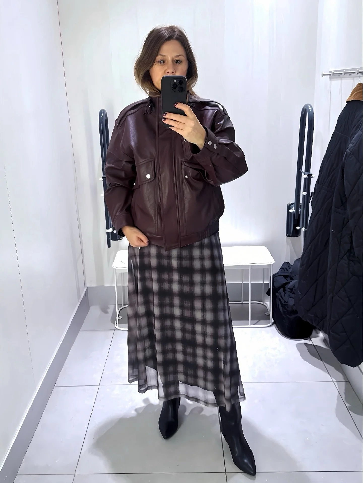 Aptly dressed in a check skirt for the traitors finale tonight. 👉🏻Swipe to see some more inspiration including Claudia. ✨

If you're not a fan of checks, but do like a good skirt, this year is shaping up to be a skirt season. We haven't had one for