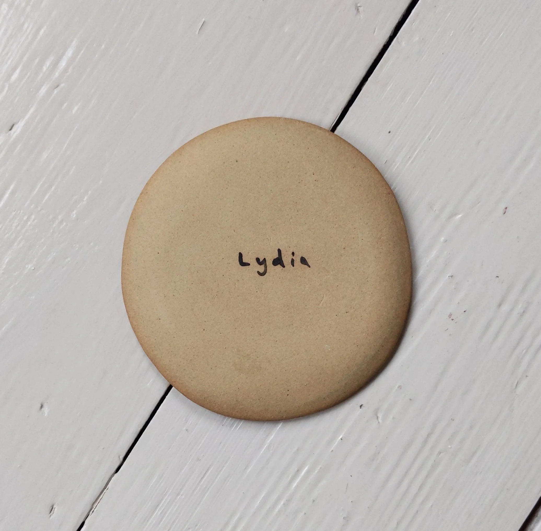 MEKKO slip decorated stoneware plate (extra small) — Lydia Hardwick