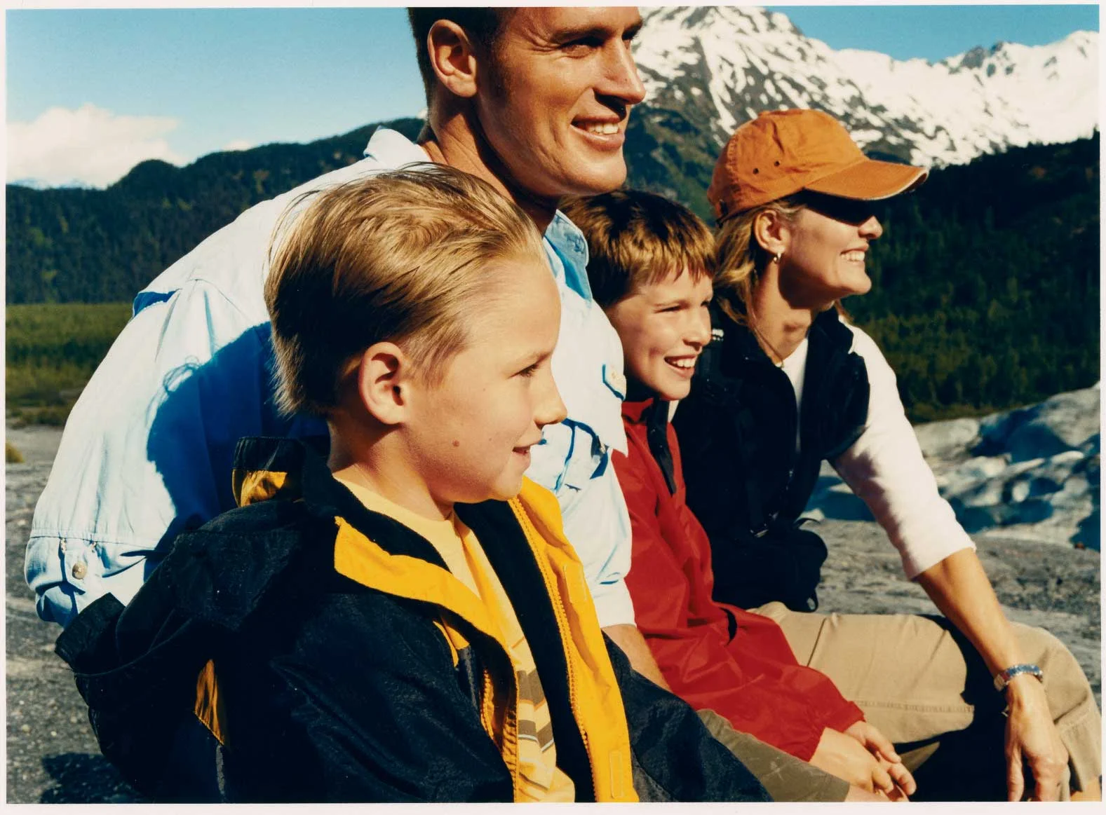 RCI_Alaska_FamilyHike_12.jpg