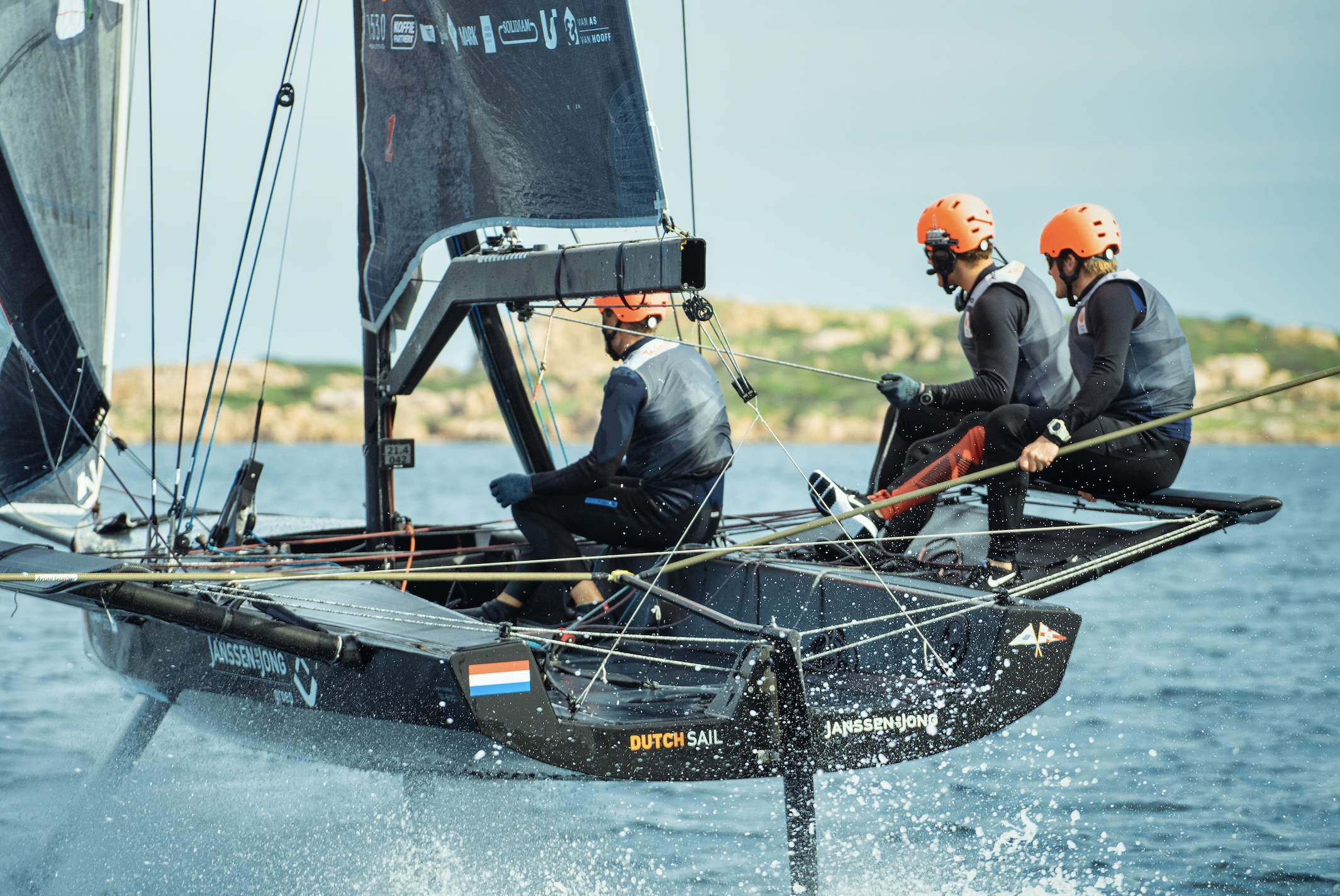 Team DutchSail - Janssen de Jong aan het trainen in Porto Cervo, Italië. Fotograaf: Marcello Chiodino
