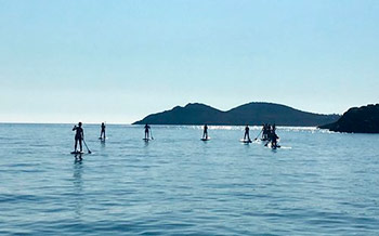 yoga-retreat-ibiza-stand-up-paddle-boarding