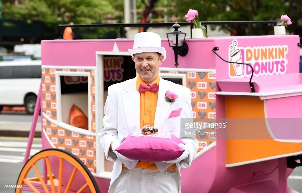dunkindonutcarriage.jpg