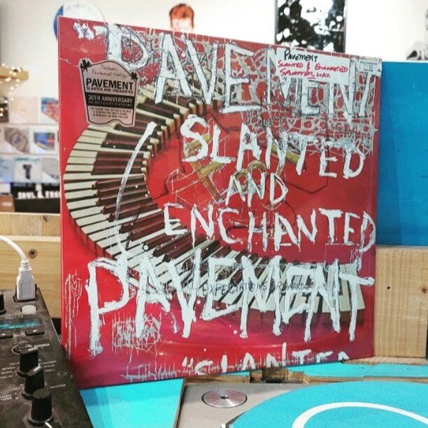 Shared from @resolutionrecords
Out today! The bea-utiful 30th anniversary press of Pavement's landmark 1992 album Slanted and Enchanted! An essential addition to any indie fan's collection, this LP has never looked or sounded better (but seriously, s