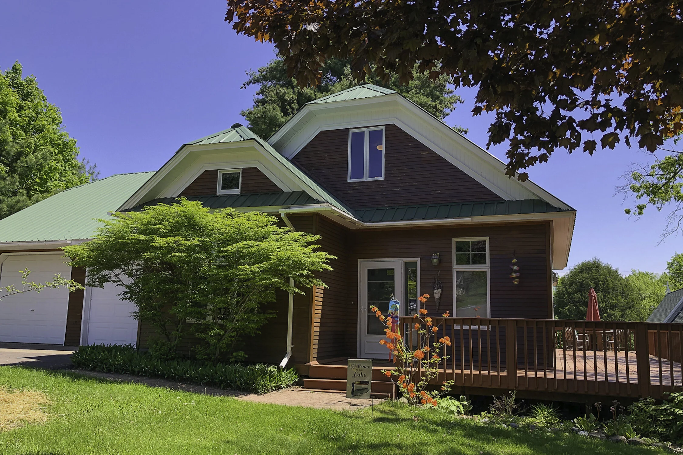 Gichi Gami House — Apostle Rentals | Lodging | Vacation Rentals | Bayfield  | Washburn | Wisconsin | The Pilot House B & B | Andrew Tate Condominium  #200 | Washington Avenue