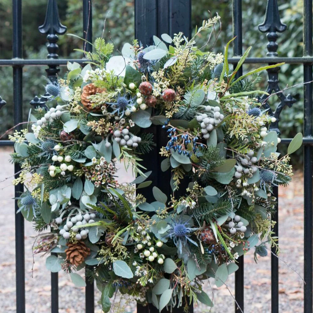 Mistletoe Dreams.jpg