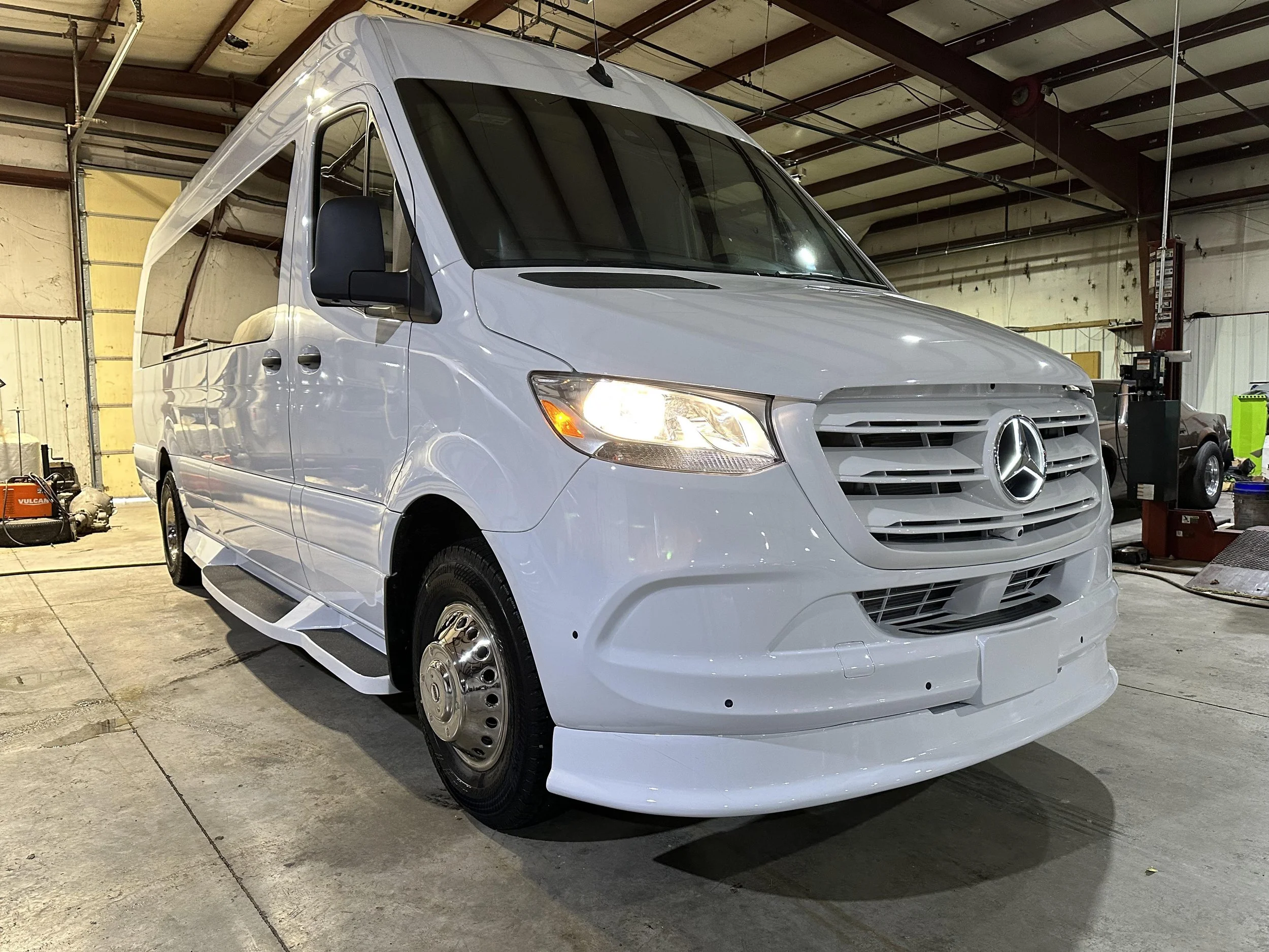 White Mercedes Sprinter — Springfield Coach Group | Ozark Mountain ...