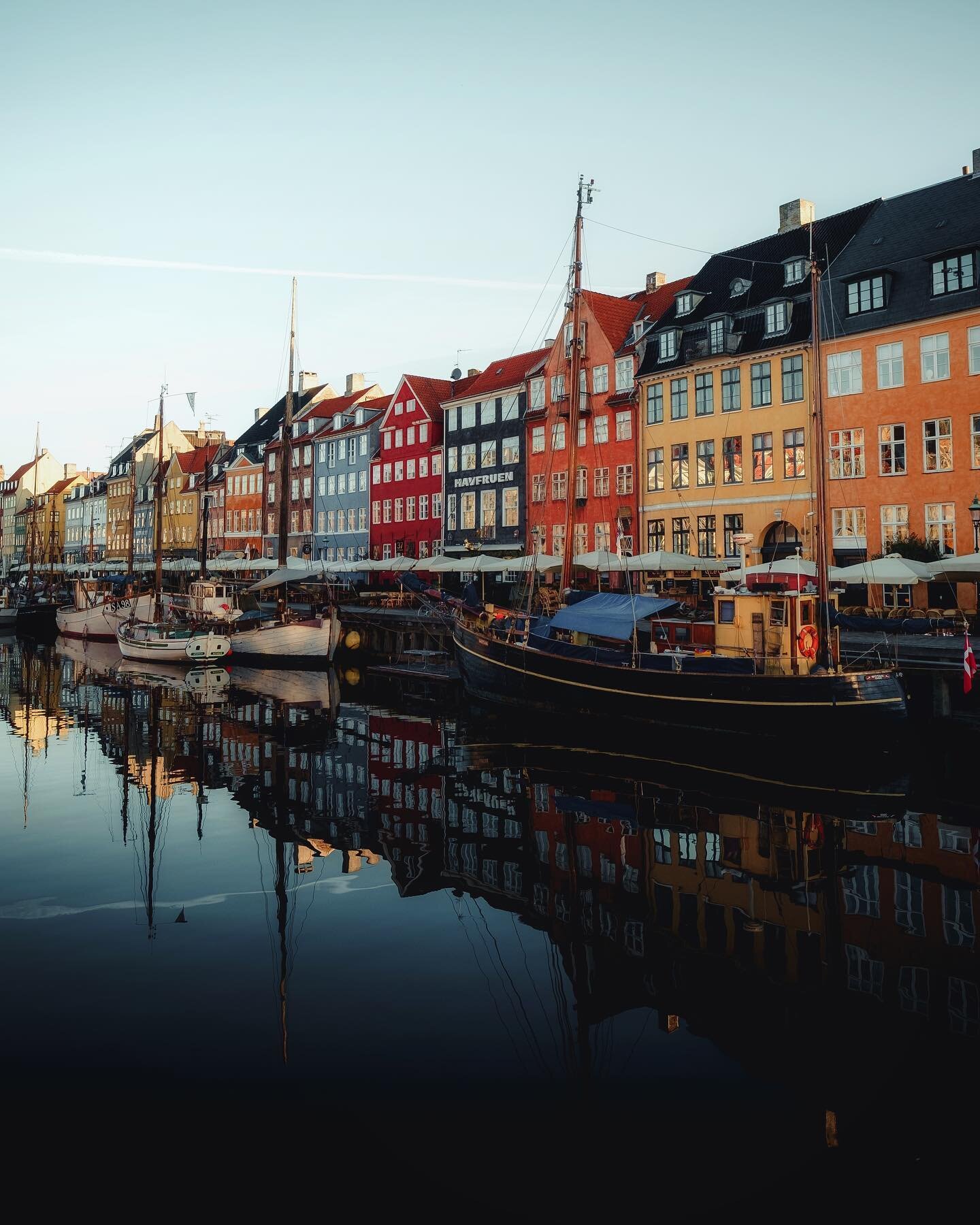 Copenhagen 2018. Great news I am heading back to visit this beautiful city next week. The question is which camera should I take? Leica Sl2s + all the lenses or a combination of the Leica Sl2s + Leica Q? Let me know down below your suggestion will be