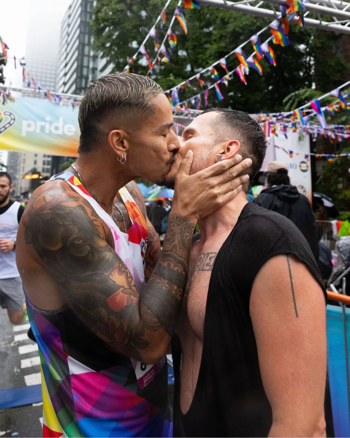&quot;the longer I live, the more deeply I learn that love, whether we call it friendship or family or romance, is the work of mirroring and magnifying each other&rsquo;s light&quot; - James Baldwin ❤️

#rememberyourwhy #lgbtq🌈 #running #runningcomm