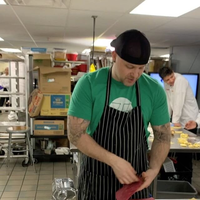 #DoubleTime Chef @5280blake rolls out the homemade beet pasta, then preps to make agnolotti during last night’s #PastaNight 🍝culinaryquickstart.com