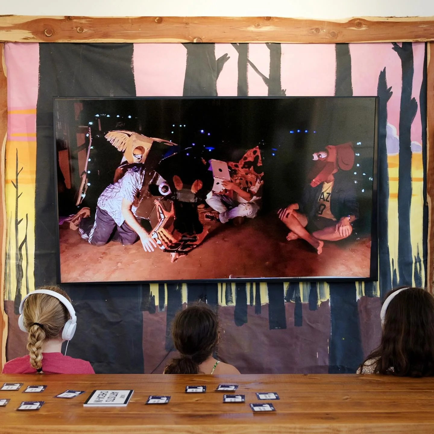 Who let the dogs out? We did. Part two of our Dog Days opening reception photos🐕🦮🐩🐕&zwj;🦺! We are open Saturday 12-5&mdash;come visit!

🎨 Featuring artists:
Barndogz, Steef Crombach (@steefcrombach), Armando De Lara (@therealmandodelara), Micha