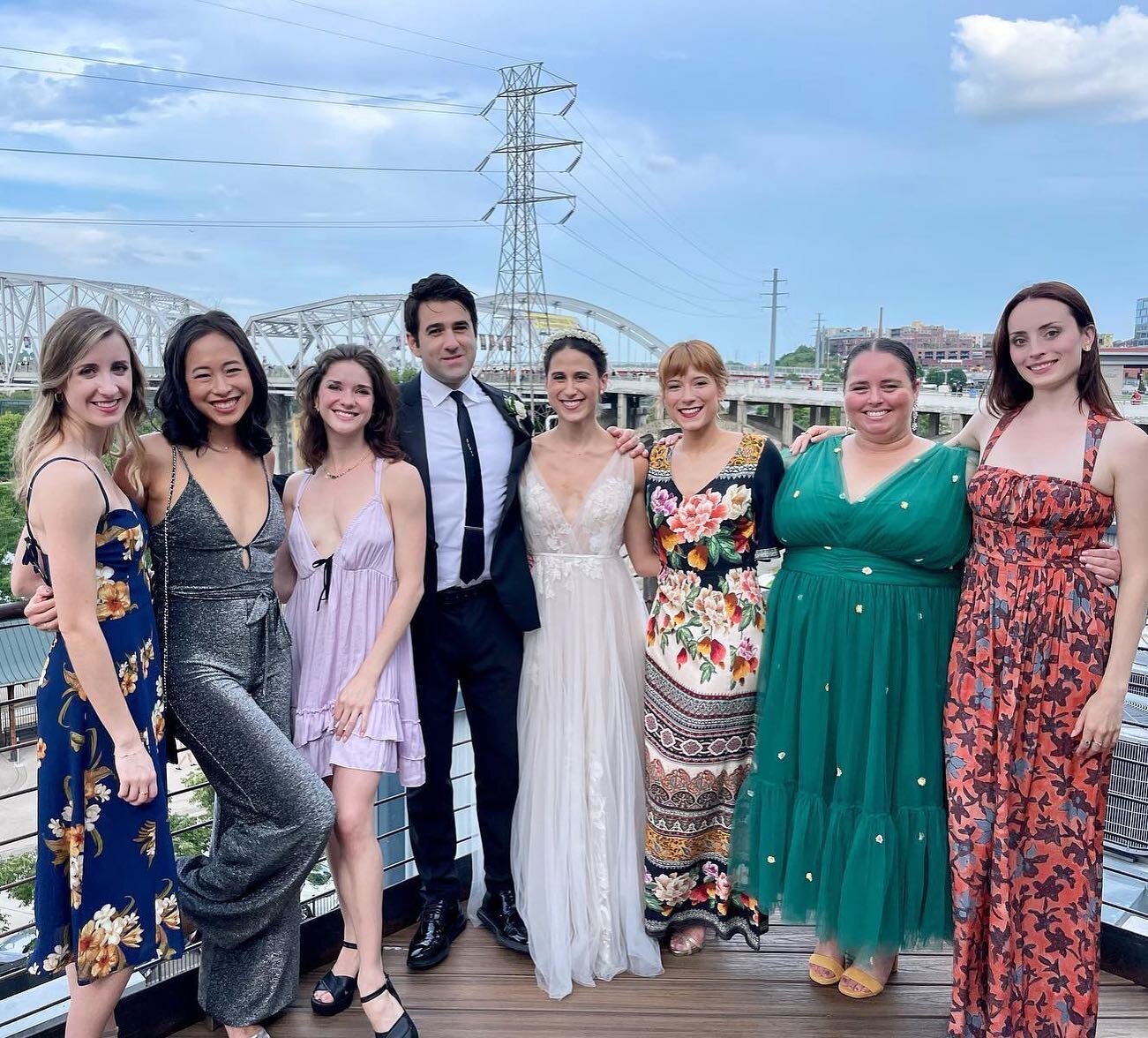 Instagram vs reality 🥰🥰 

What&rsquo;s more beautiful than wedding on the rooftop? &hearts;️&hearts;️ Thank you to Jamie and Mike for sharing your special day with us! 

And to @theycallmekatie for sharing this photo with us &hearts;️

Planning you