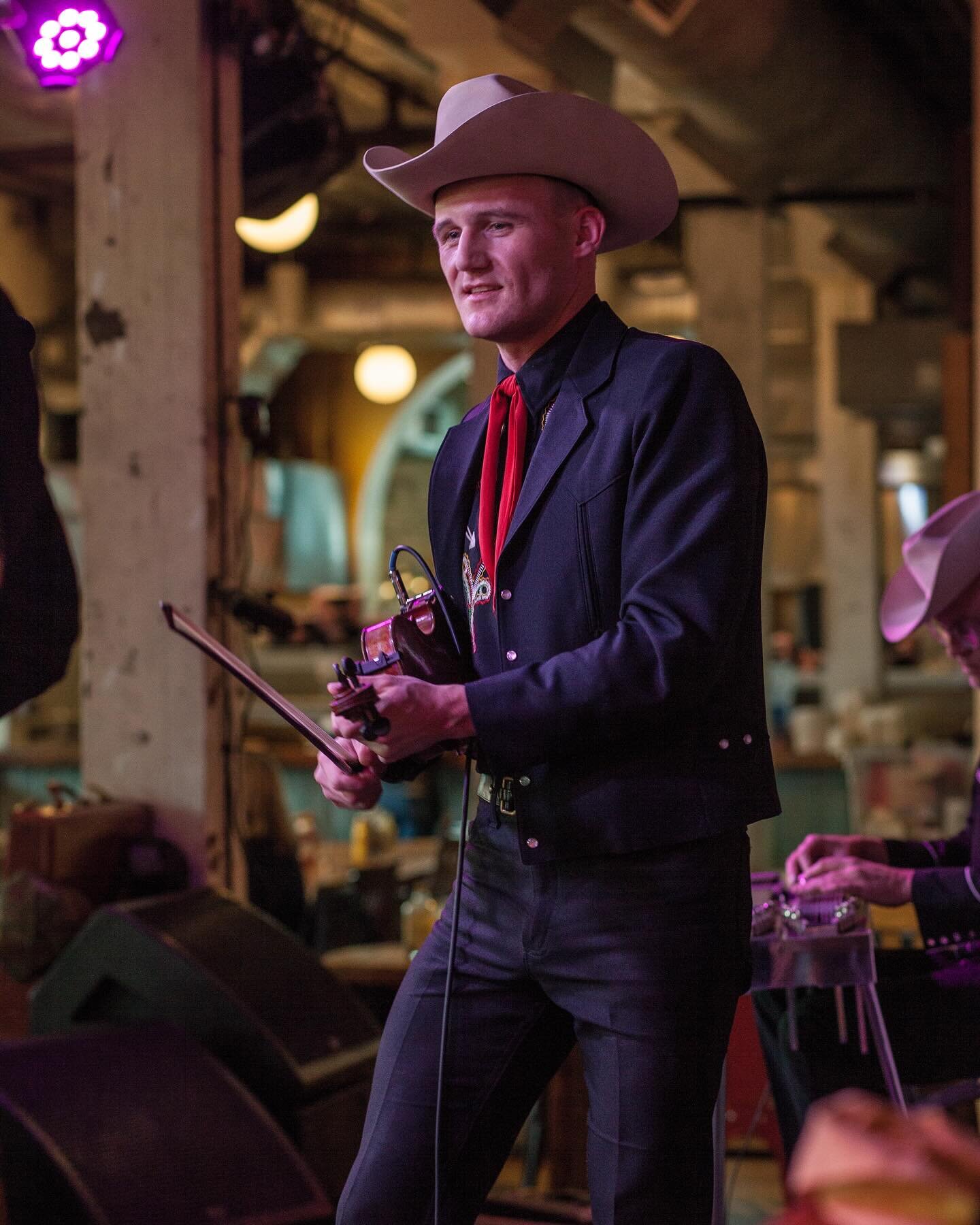 Warm up for the weekend with a healthy fixin' of good food and good tunes 🎵 @thecowpokes tip off at noon!

Enjoy a Lone River Ranch Water bucket special all day long!

Photos courtesy of @nashnouveau 

#SEC #SECtournament #nashville #cowpokes #broad