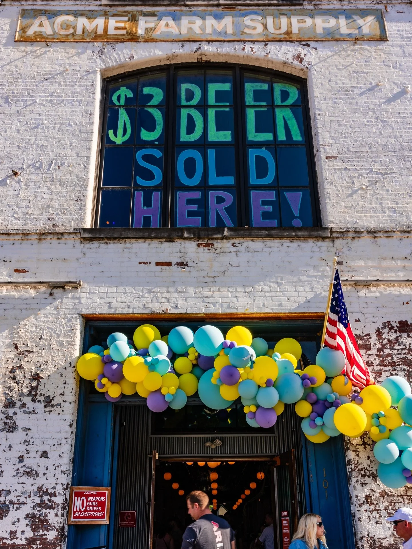 Raise your hand if you&rsquo;re excited for @615indielive tomorrow 🙋&zwj;♀️

FREE TROLLEY ALERT 🚨 A new free trolley service will be running on a continuous loop starting at 5:30pm on Saturday, February 7th &amp; Acme is one of the stops courtesy o