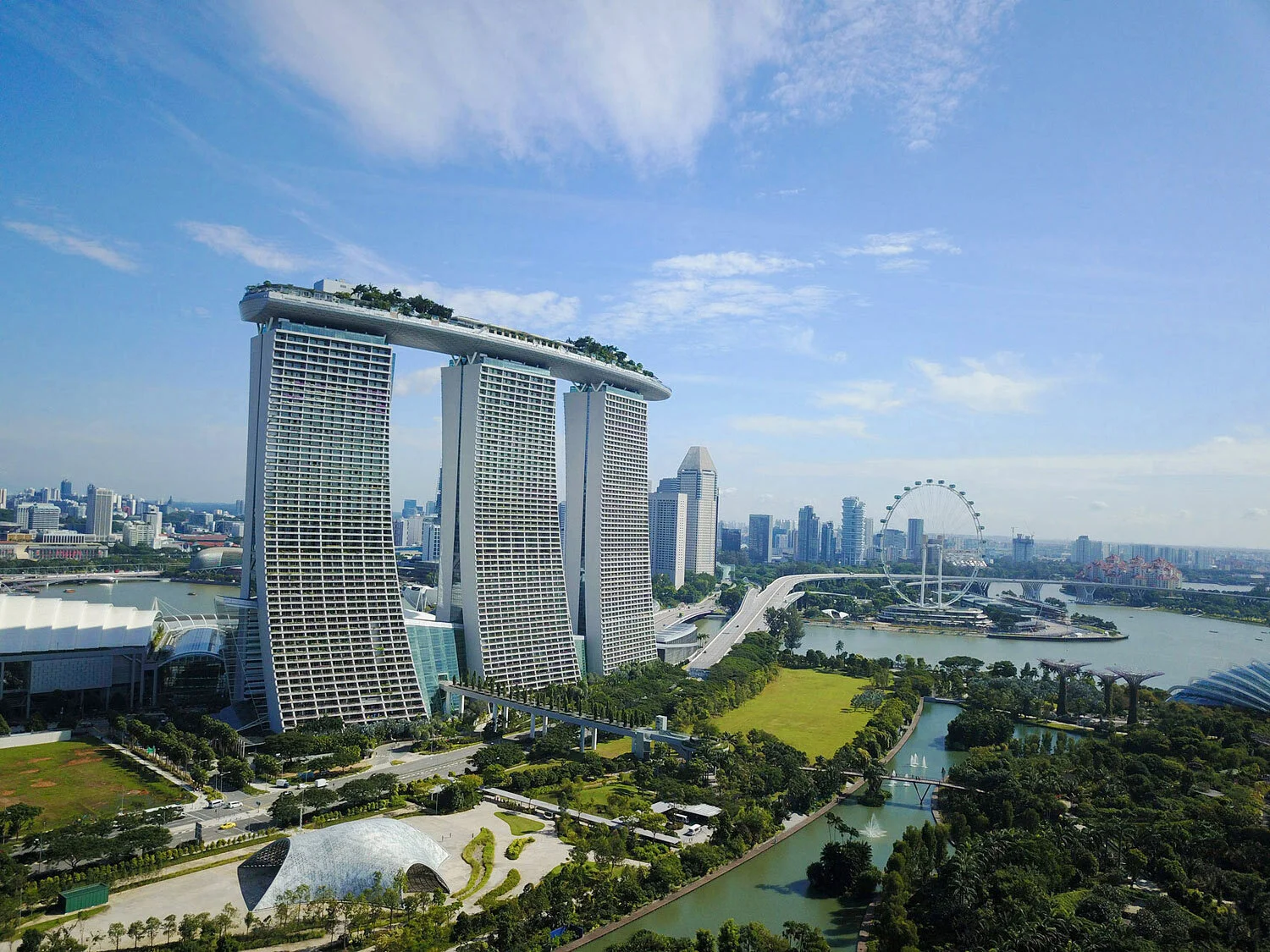 singapore-marina-bay-hotel-drone-2.jpg