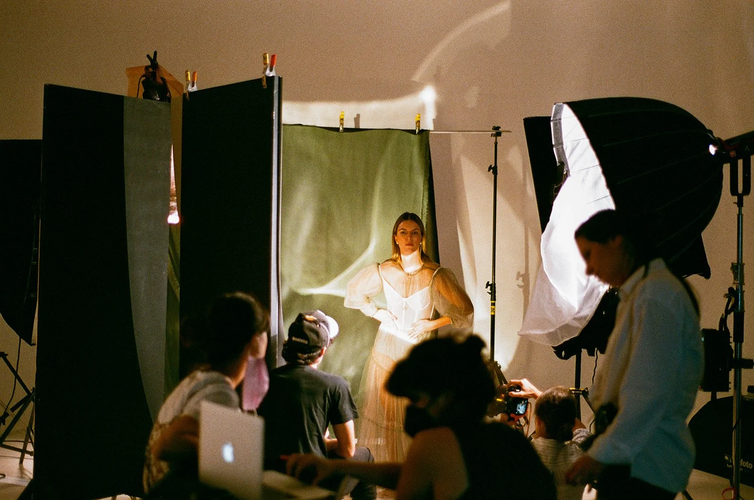 analogic-35mm-loxus-jewels6.jpg