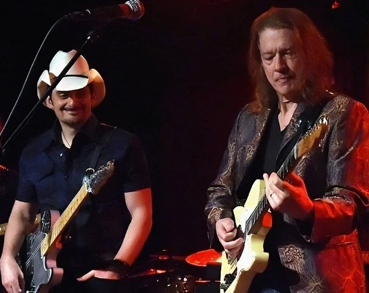 May 16, 2016 - Brad Paisley sitting in with me @ Mercy Lounge in Nashville, Tennessee

#tbt
