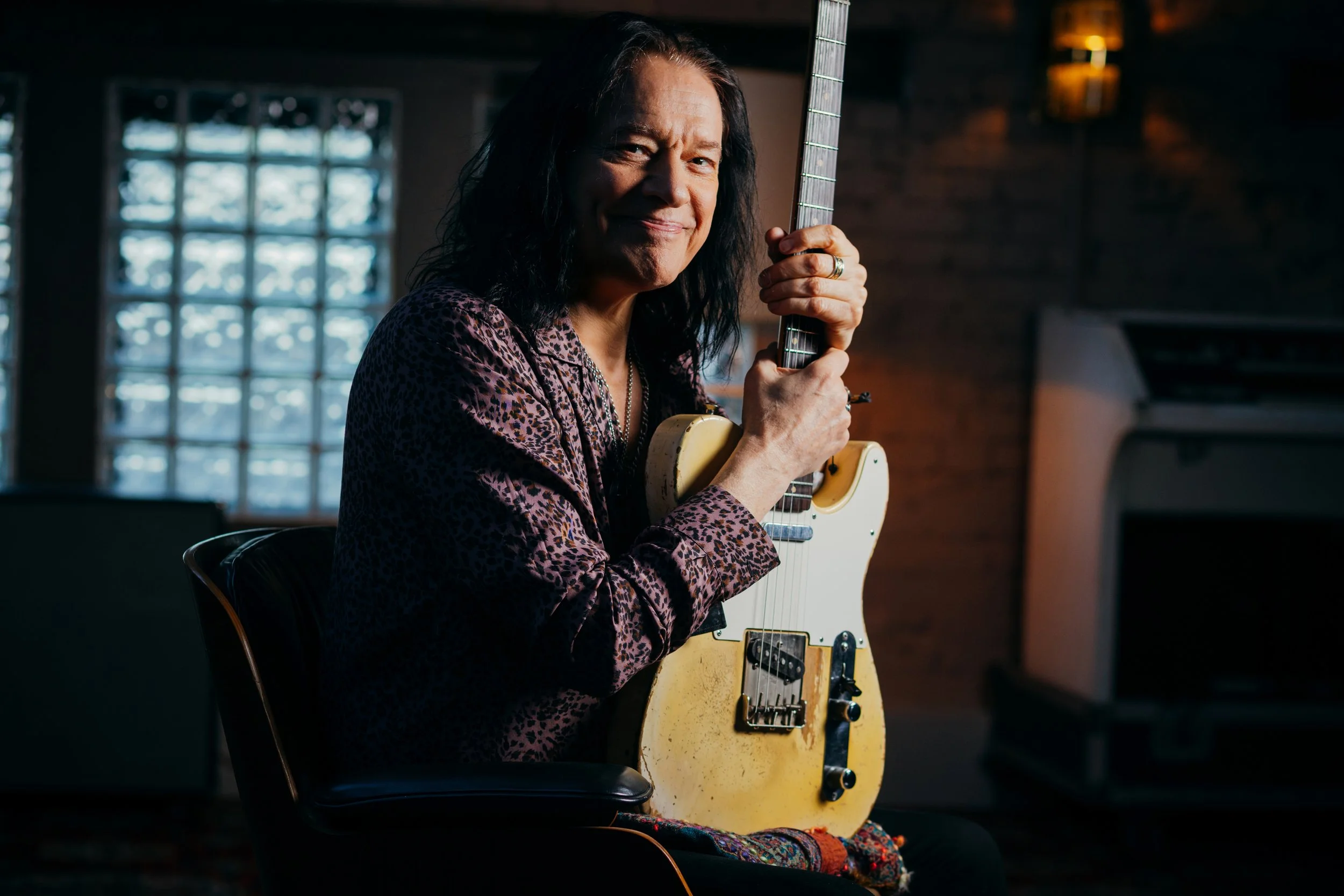 ROBBEN FORD OLYMPIC STUDIOS NOV 25 BLACKHAM IMAGES-84.jpg