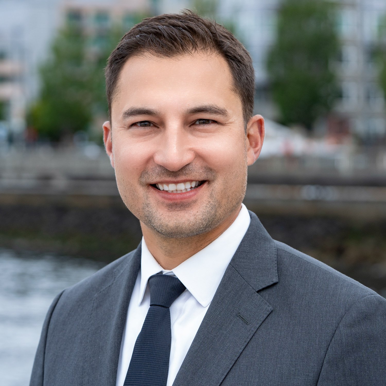 Headshot-Seattle-Attorney.jpg