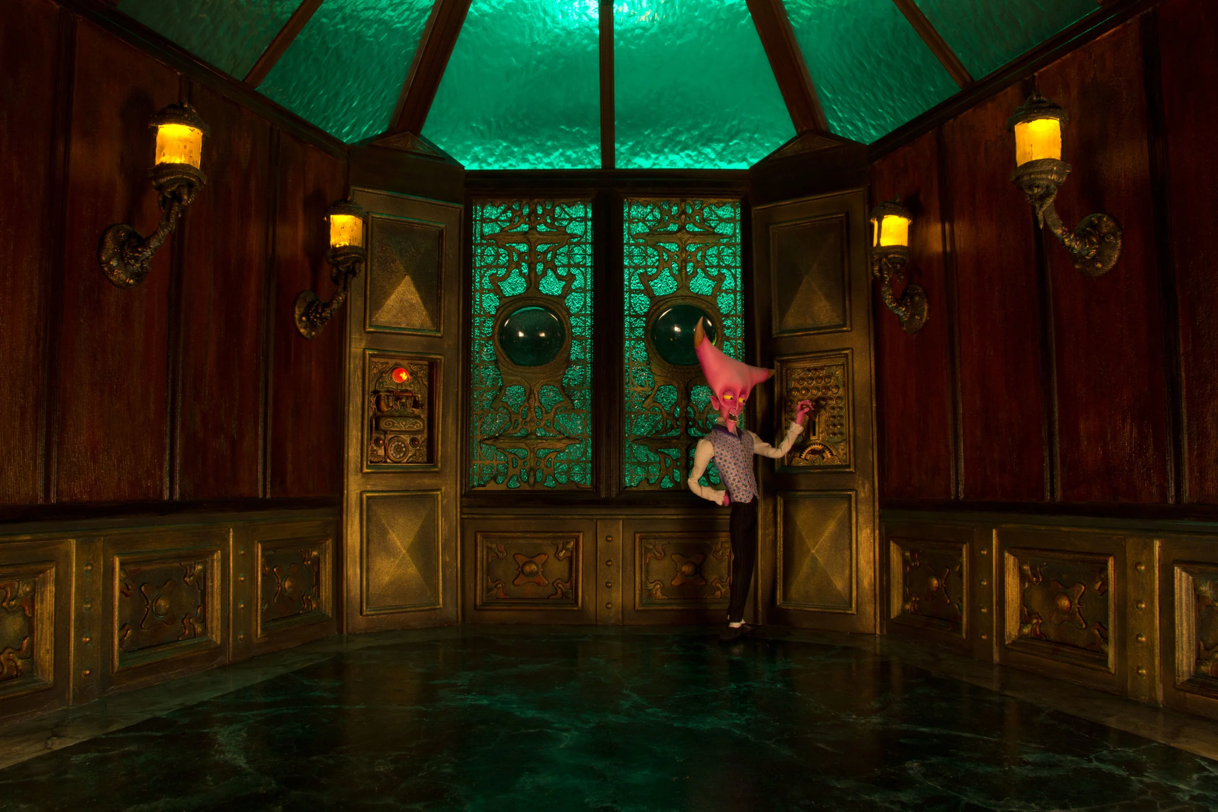Hell and Back Elevator Frames 1.jpg