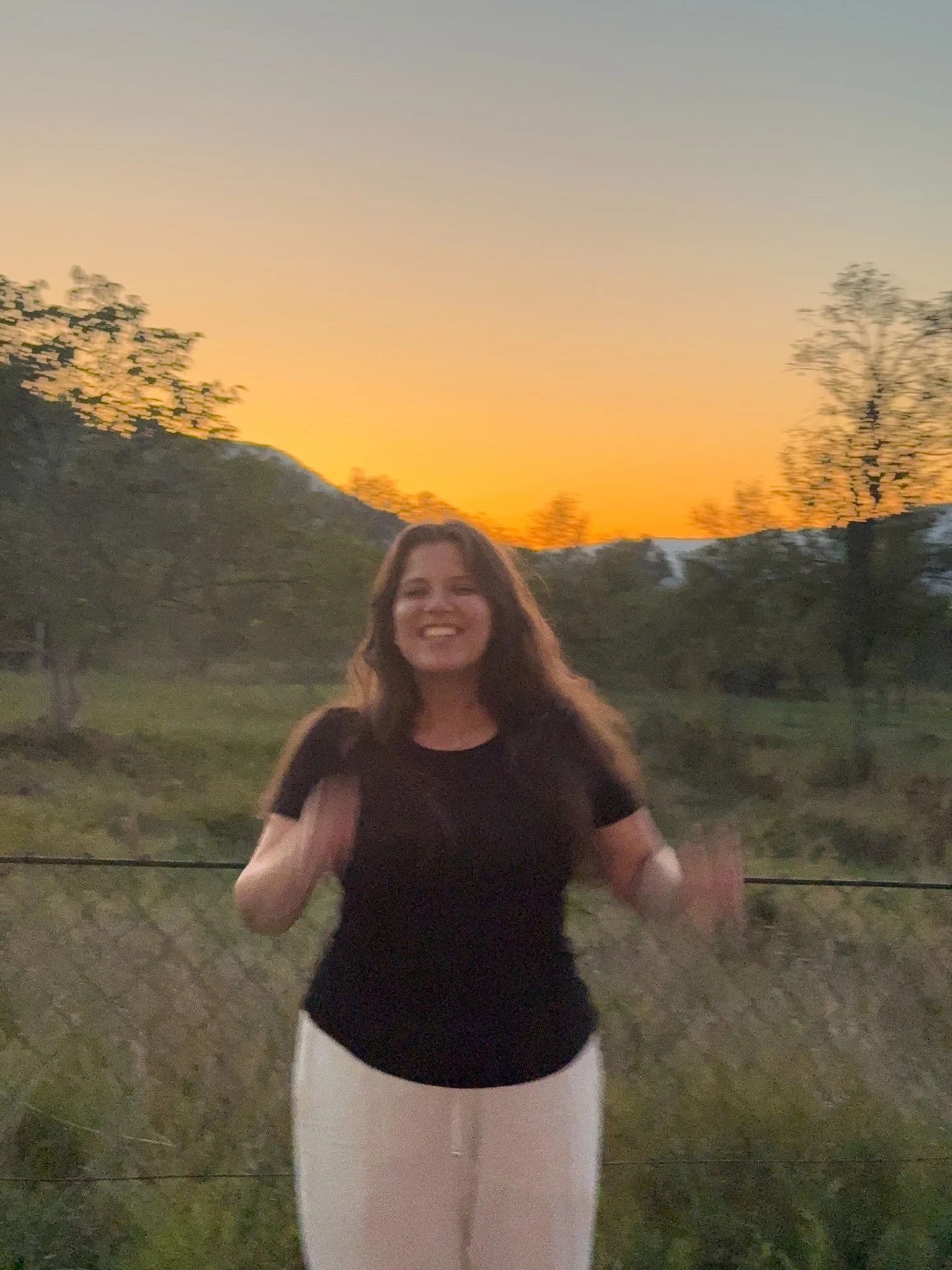 Realized I never posted these 🌅 Sunset times in the selo part 1