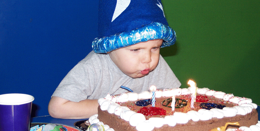 Birthday-boy-1024x519.gif