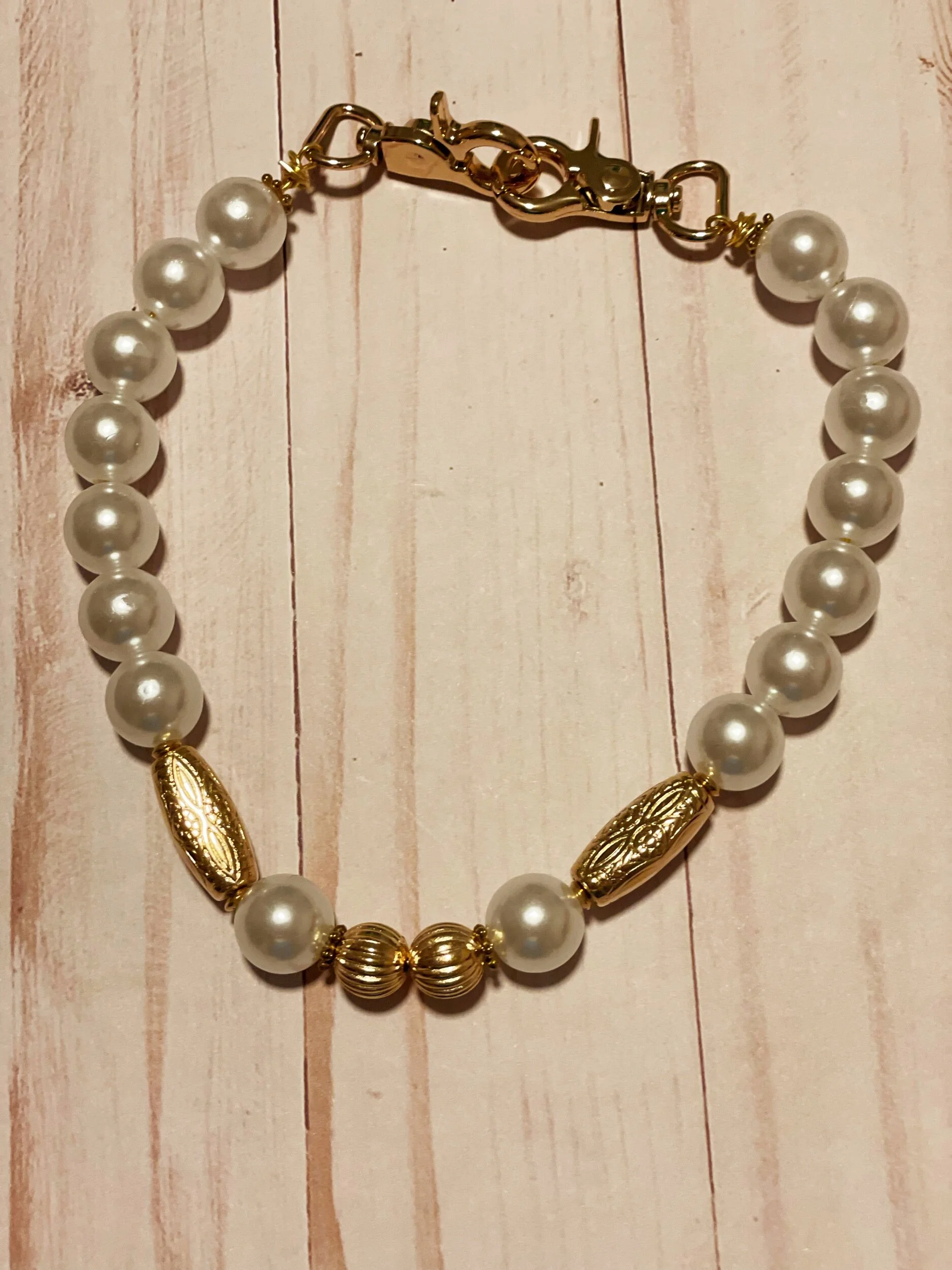 CCF1C8B7-6624-453F-AE9B-5448065FE3D2