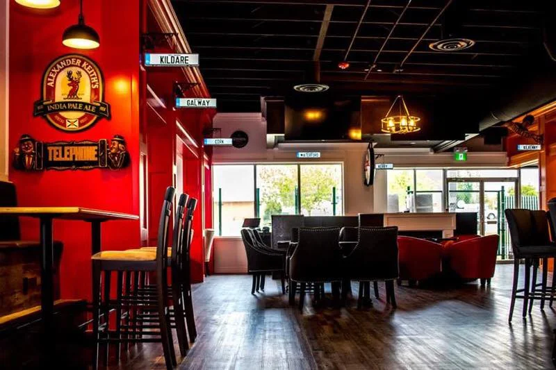 Paddy McSwiggins Fort McMurray_2019_interior3.jpg