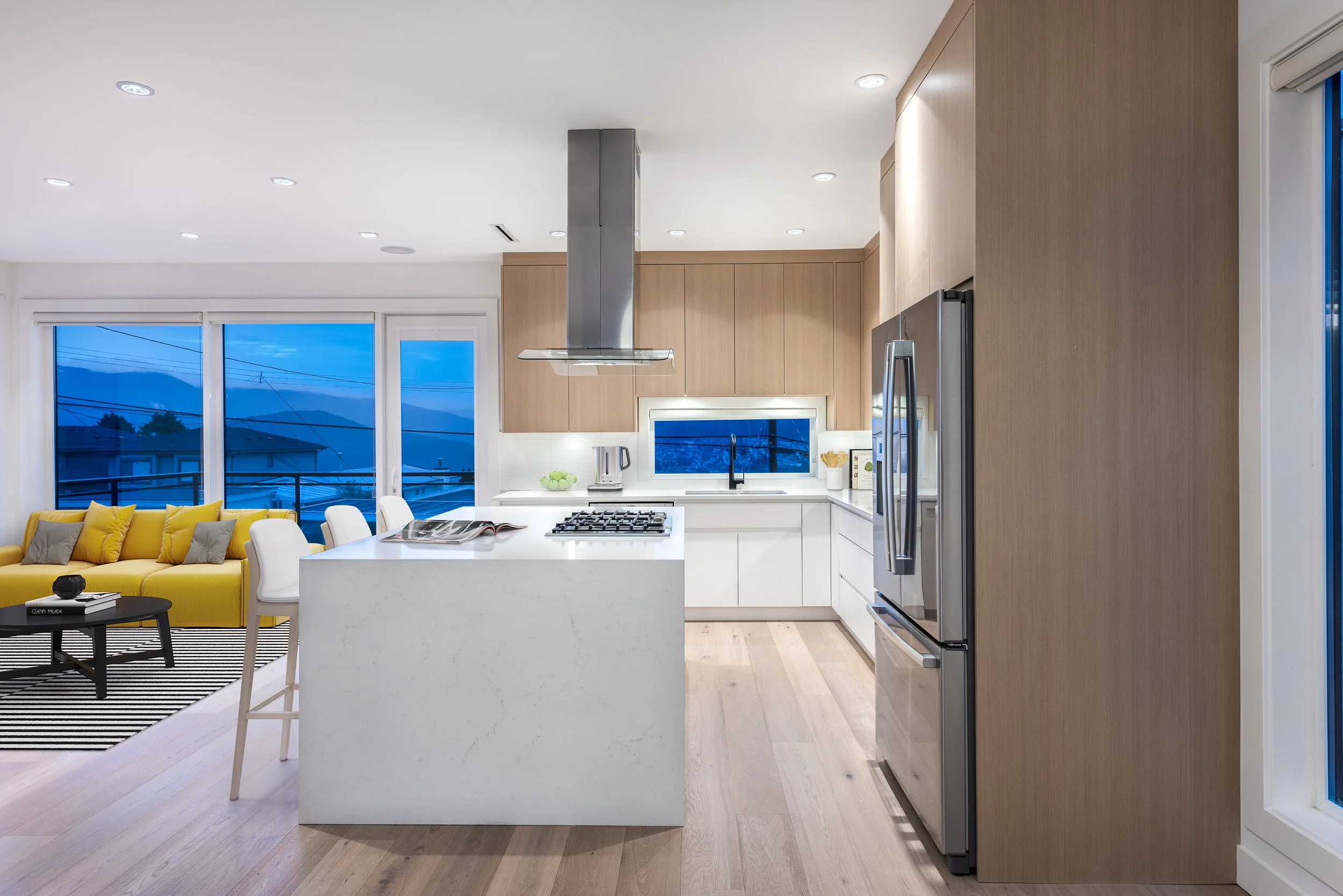 Kitchen 2.jpg