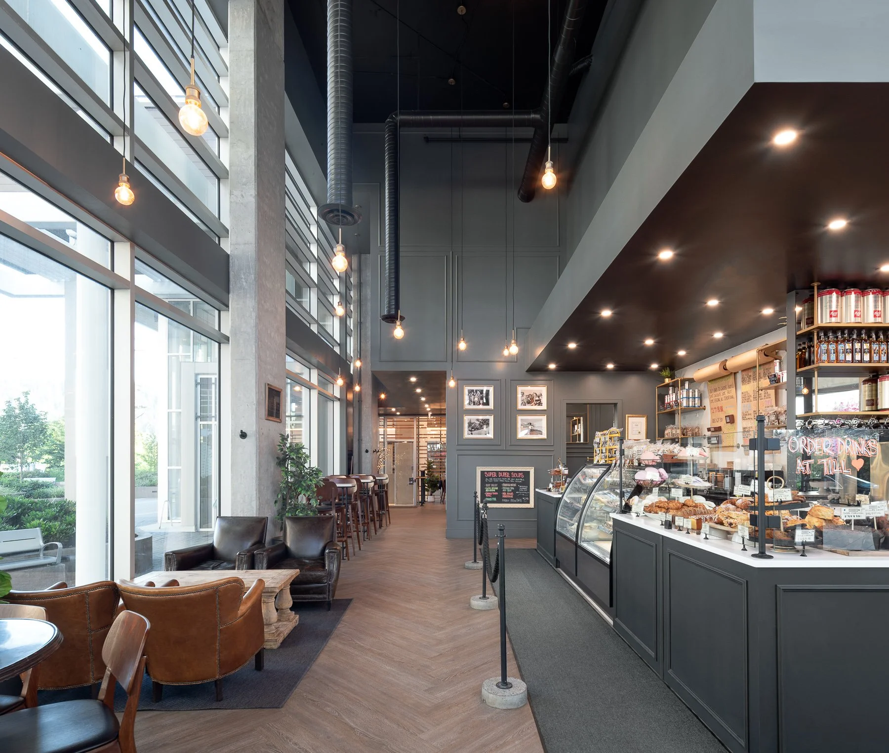   Client   Bjornbar Bakery      Type  Commercial/Retail Tenant Improvement     Style  Transitional      Location  111-581 Clarke Rd, Coquitlam BC     Size  2,100 sq ft     Contractor   Mercury Contracting      Photography   360 Hometours      Complet