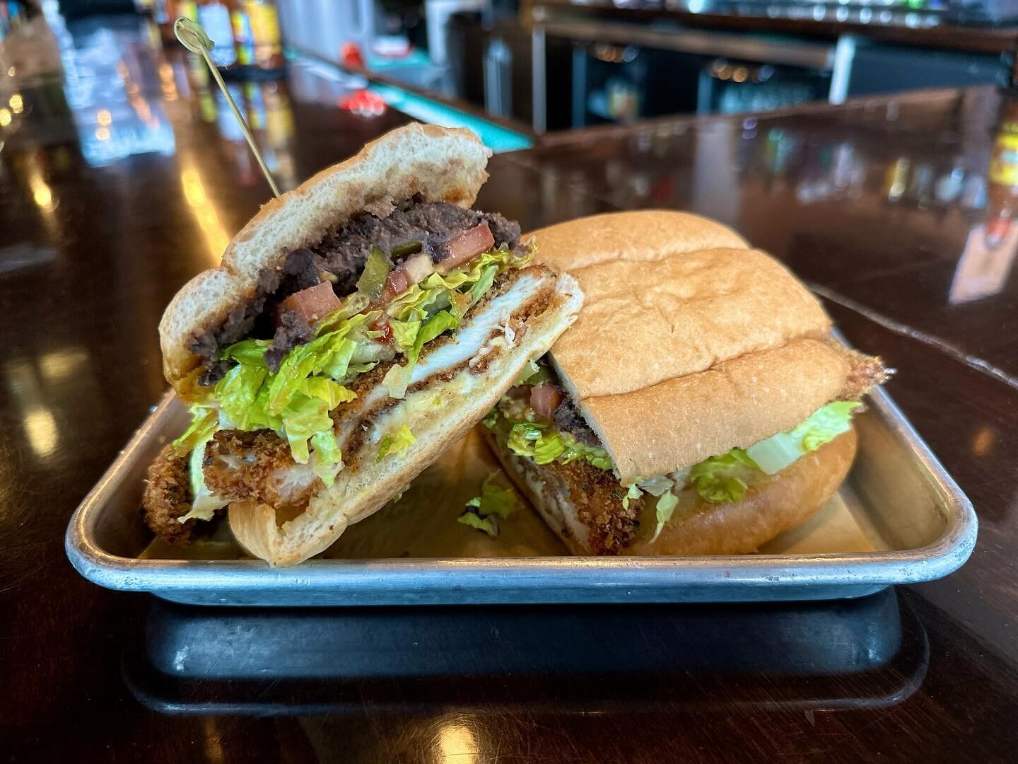 🔥𝔫𝔢𝔴 𝔰𝔭𝔢𝔠𝔦𝔞𝔩𝔰🔥
&bull; CHICKEN MILANESA TORTA, Hand-breaded &amp; fried chicken, lettuce, refried beans, chihuahua cheese, tomatoes, tomatillo-arbol sauce, pickled jalapenos

.PB &amp; J TACO- Thai peanut chicken, pepper jelly, crushed pe