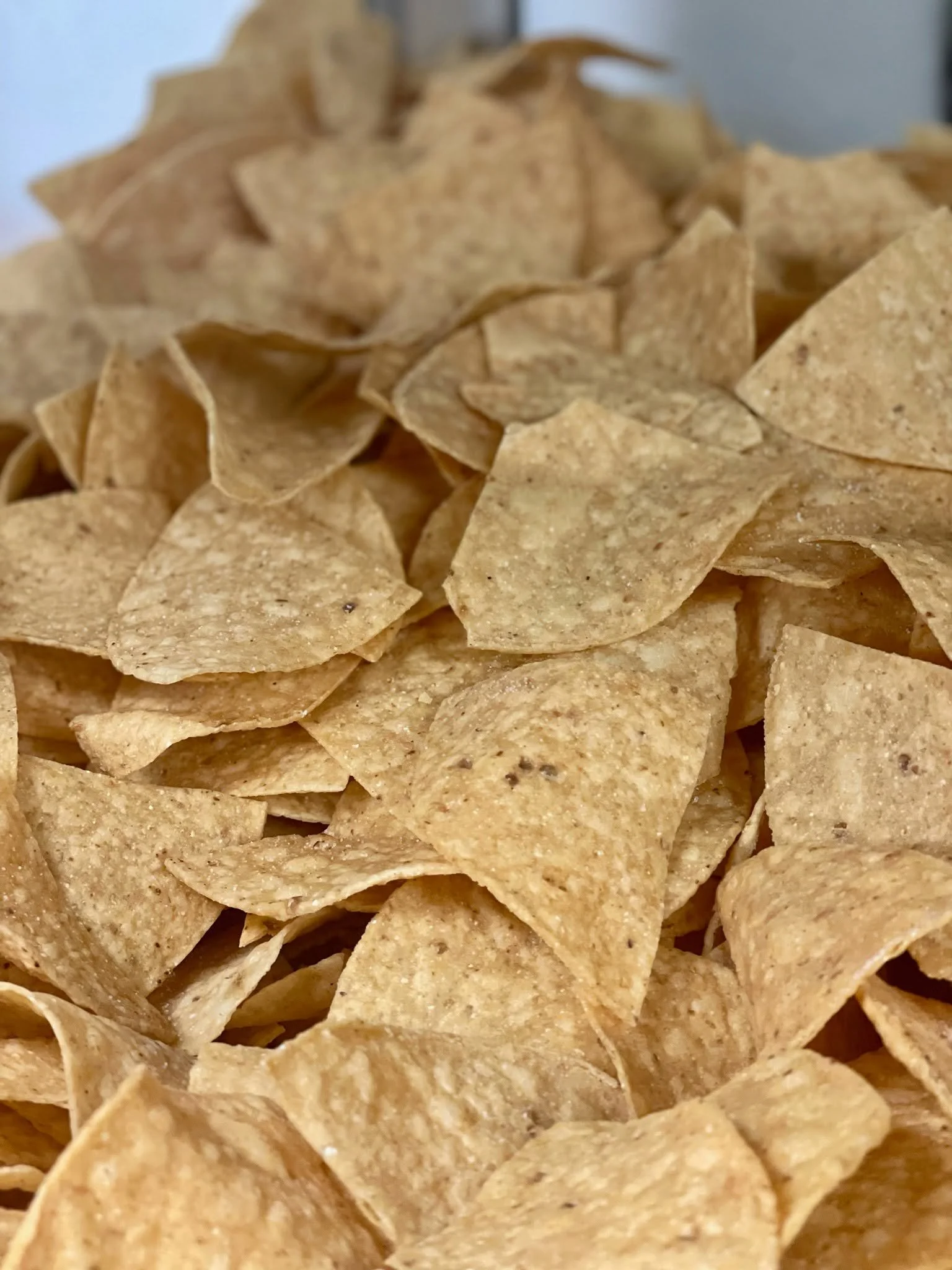 𝐅𝐔𝐍 𝐅𝐀𝐂𝐓 𝐅𝐑𝐈𝐃𝐀𝐘 :
We get our tortilla chips from La Michoacana Tortilla Bakery located in southwest Detroit.
Established in 1940, and has been family-owned and -operated for four generations.