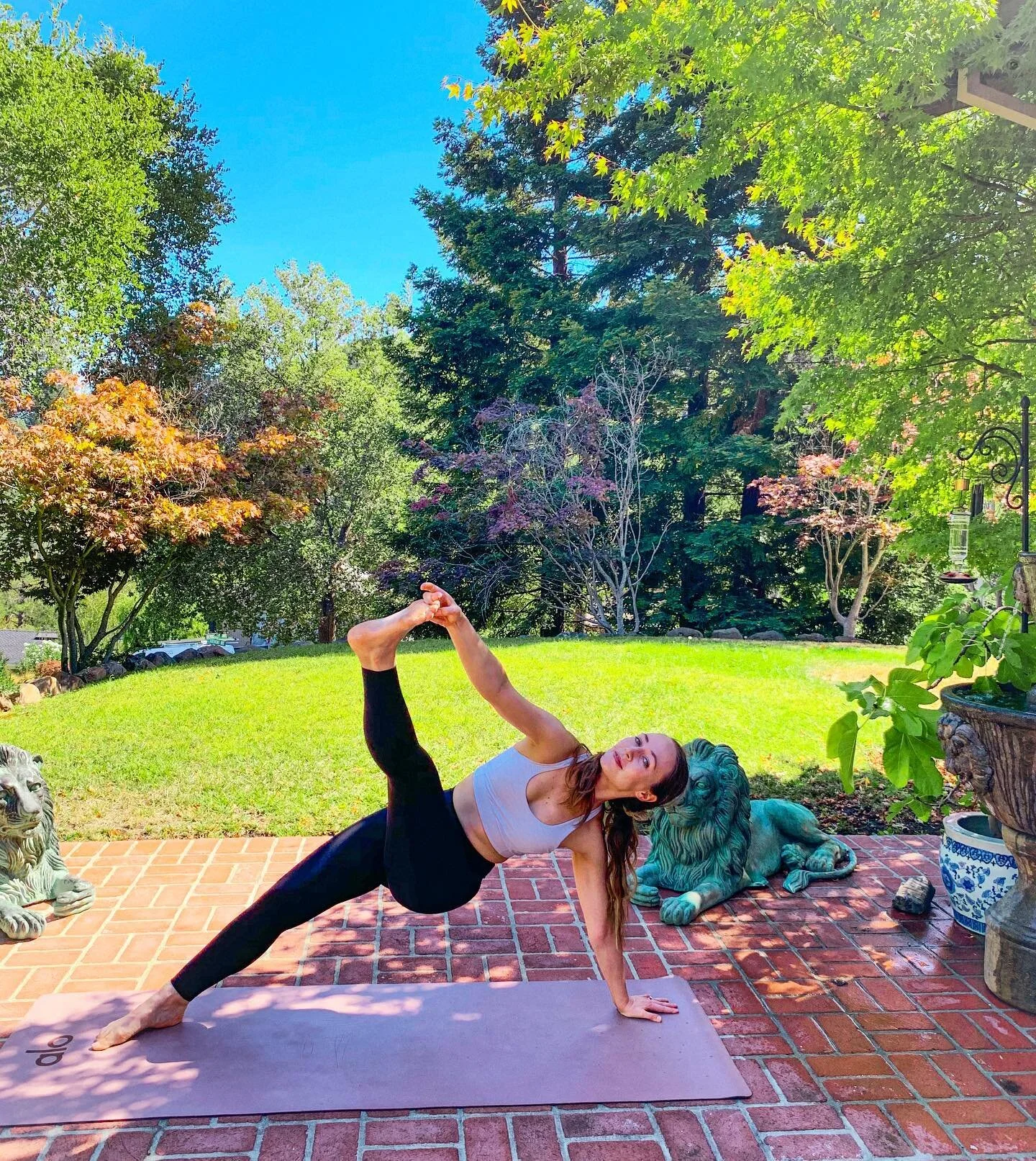 Playing around in my parents&rsquo; back yard after finishing filming my YTT practicum for graduation 🎉 I think this will be the filming location of many classes! So beautiful to practice our asana outside, feet on the earth, extra heat generated by