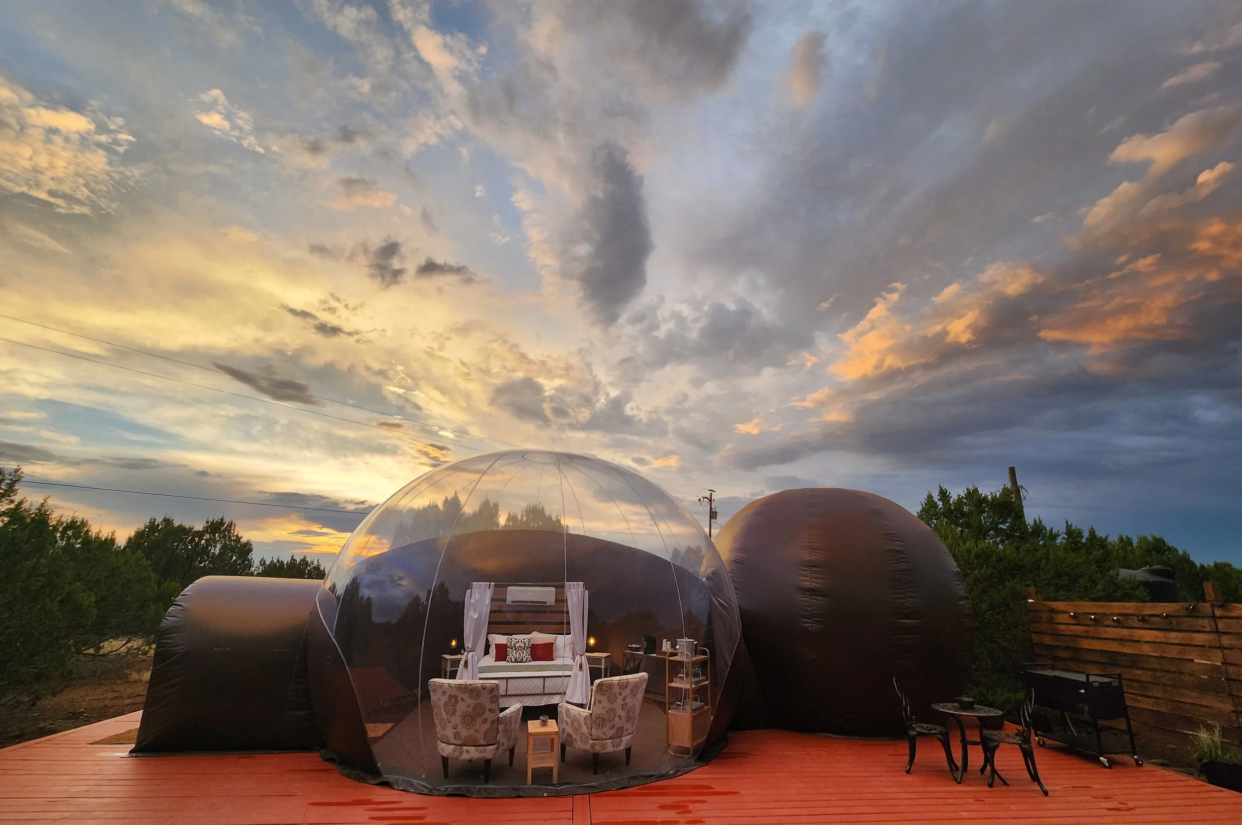 "Harmonizing Nature and Comfort: Amy Kaiserman's Vision in Bubble Huts LLC"