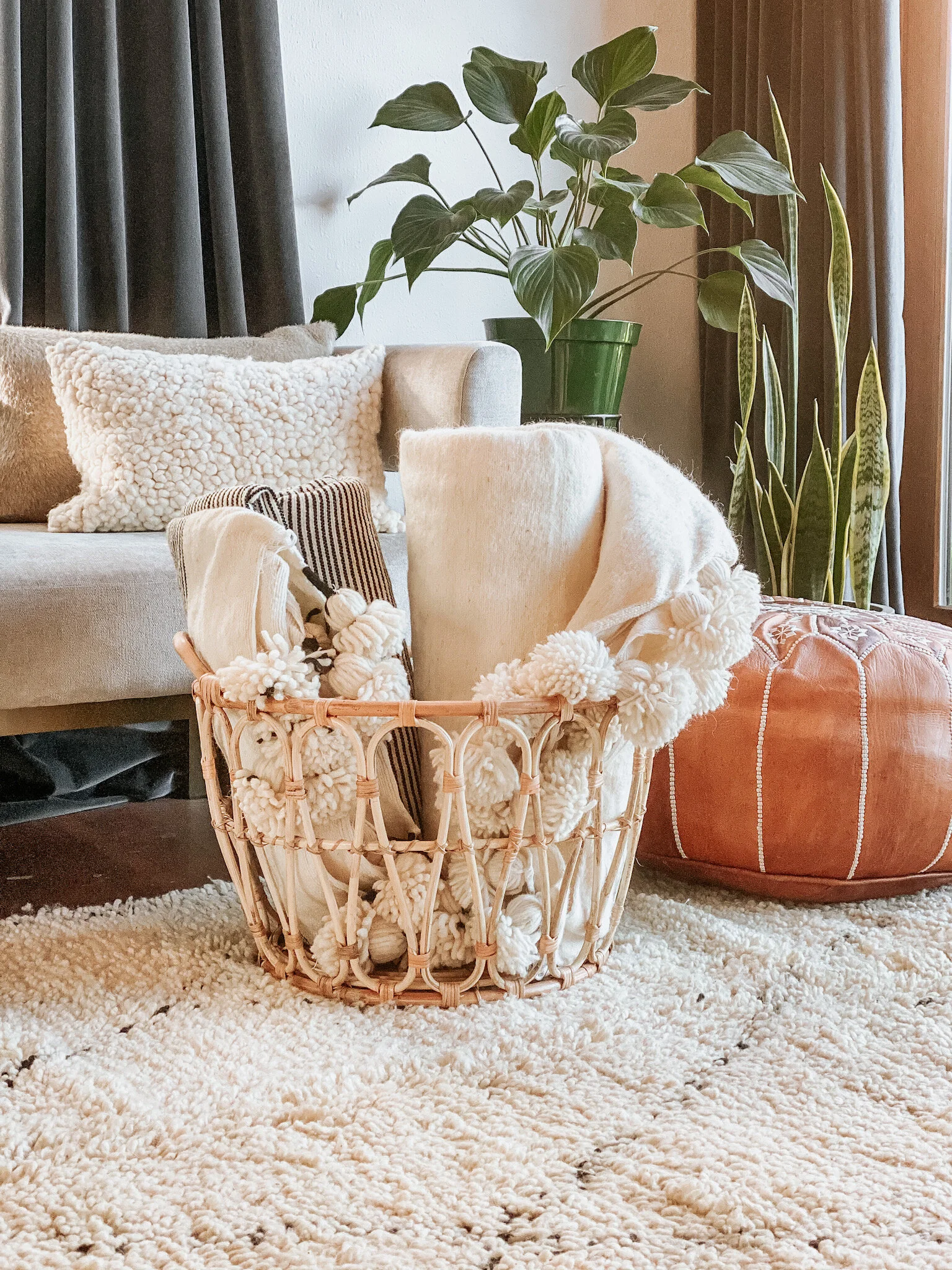 Moroccan Pom Pom Blanket